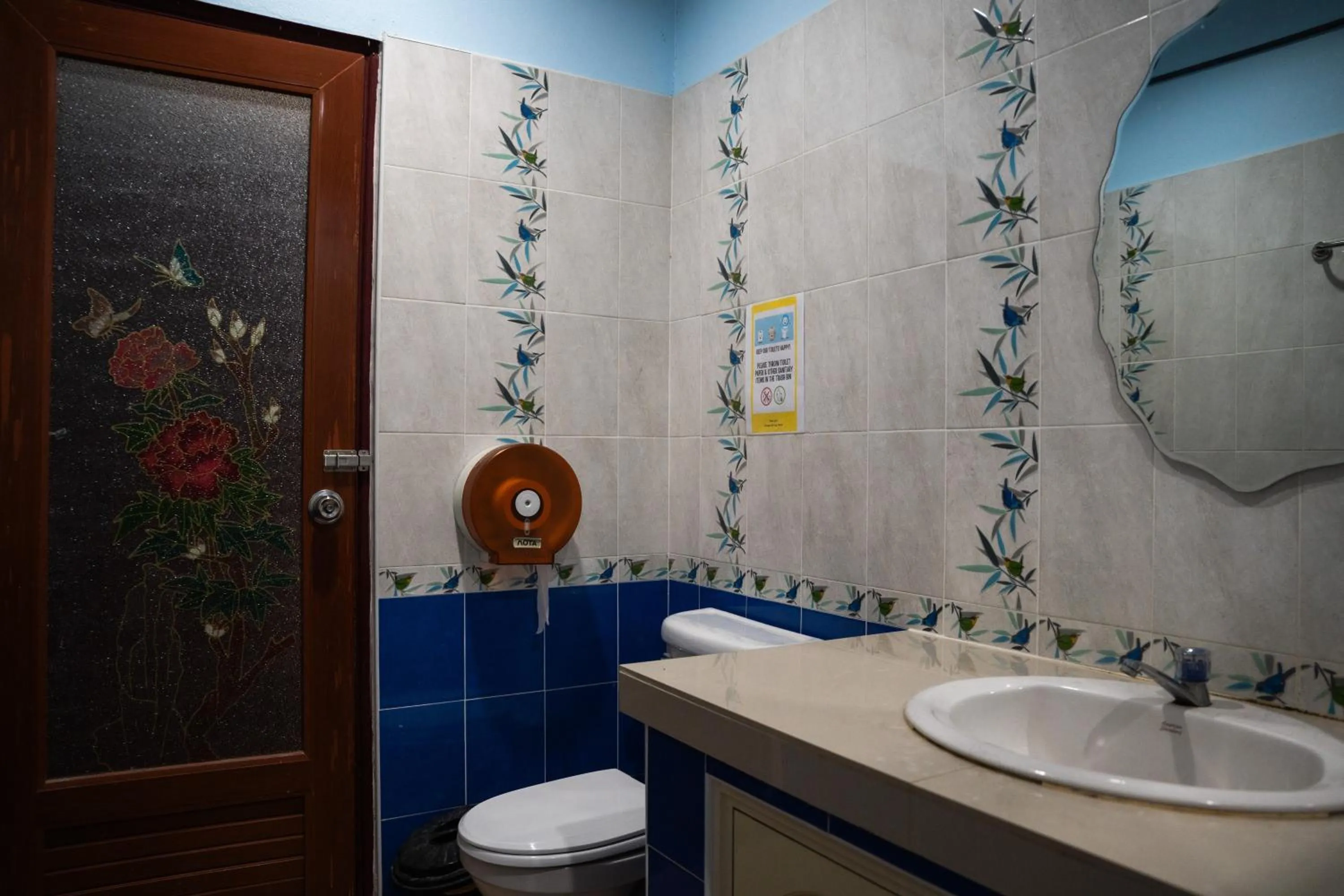 Bathroom in Phangan Barsay Hostel