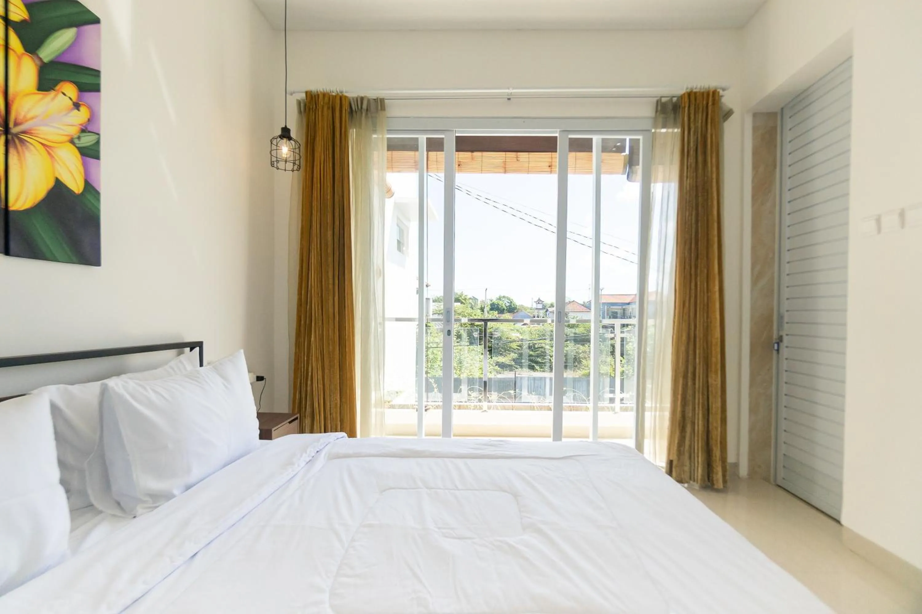 Bed in Villa Berlian Kuta