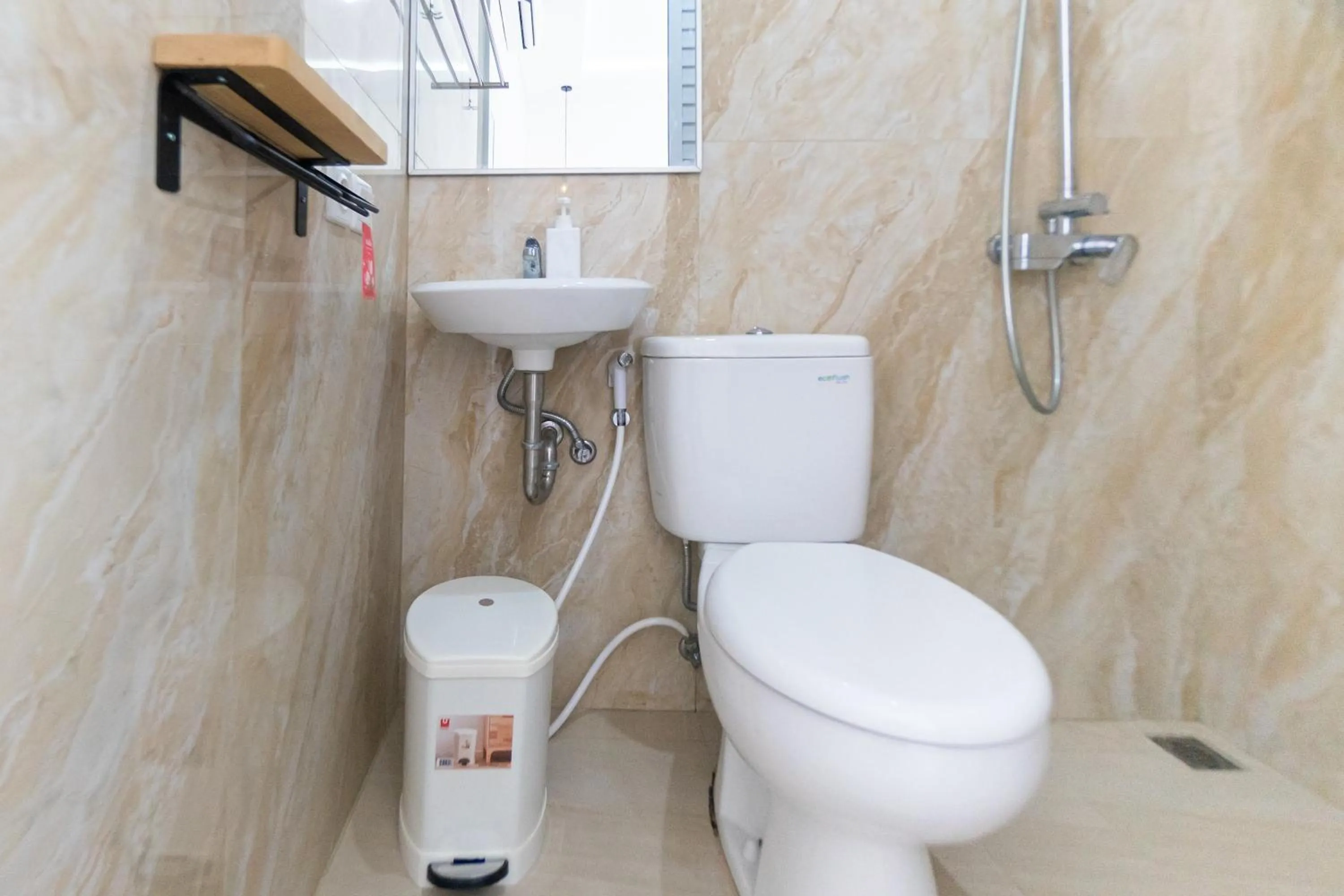 Toilet in Villa Berlian Kuta