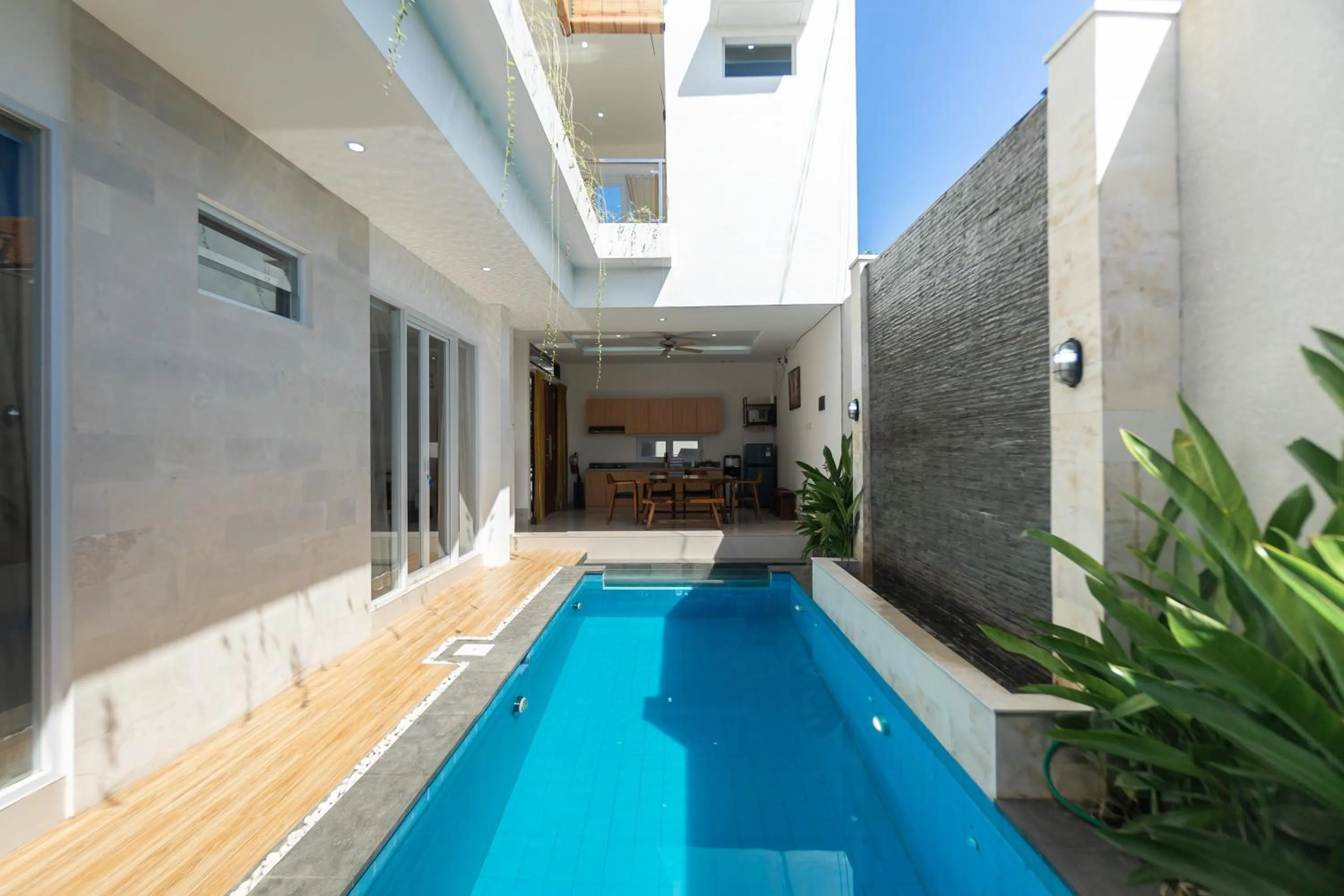 Swimming pool in Villa Berlian Kuta