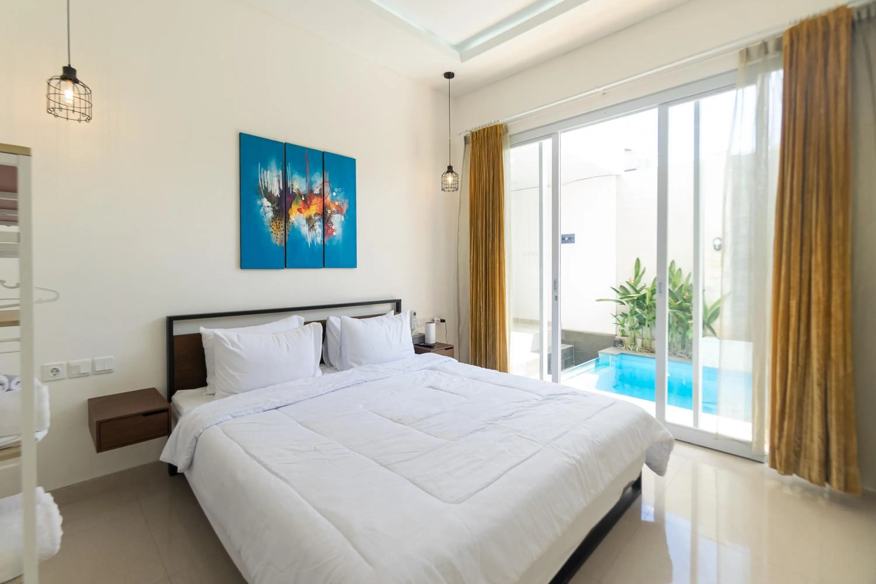 Bed in Villa Berlian Kuta