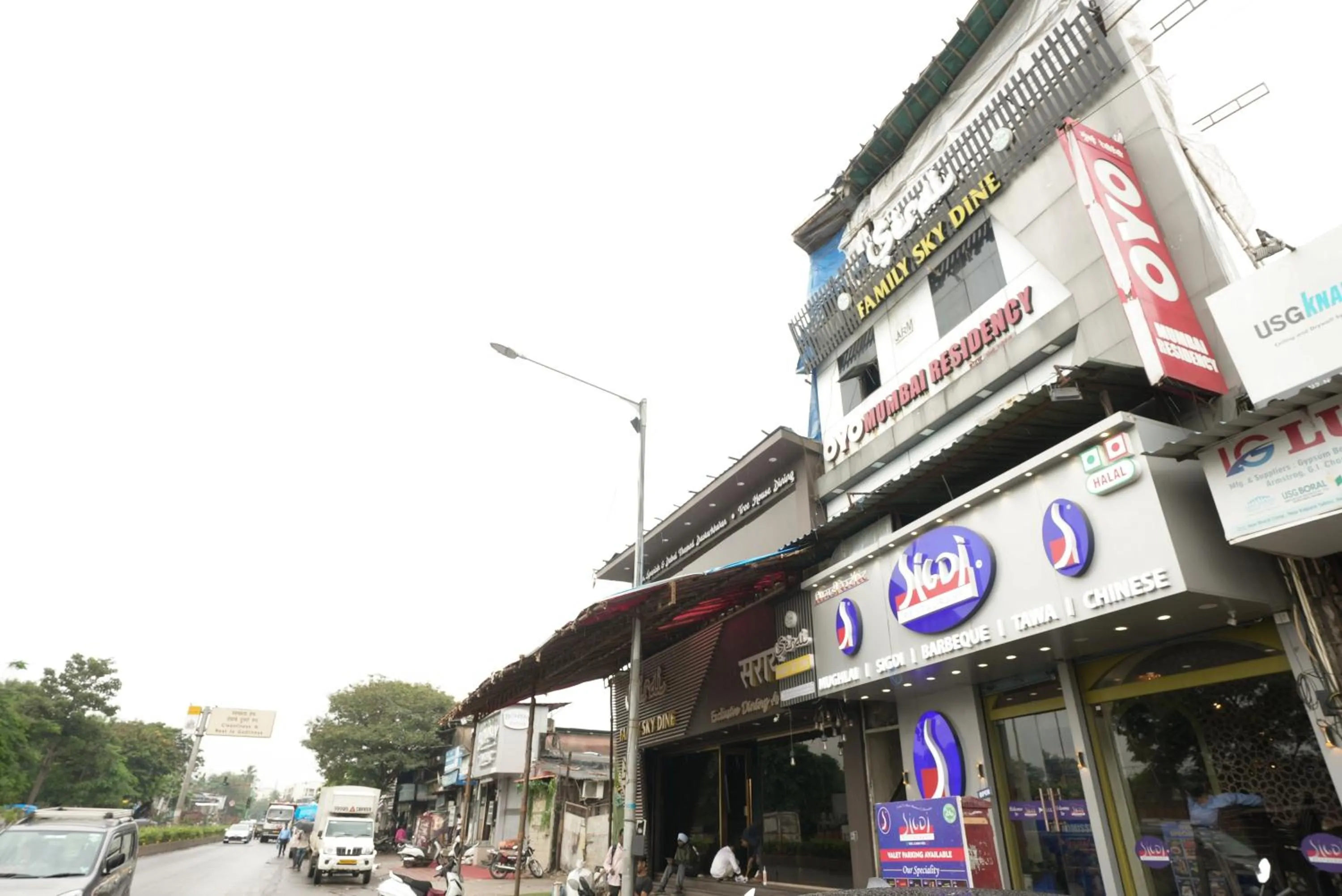 Property building in Hotel Mumbai Residency