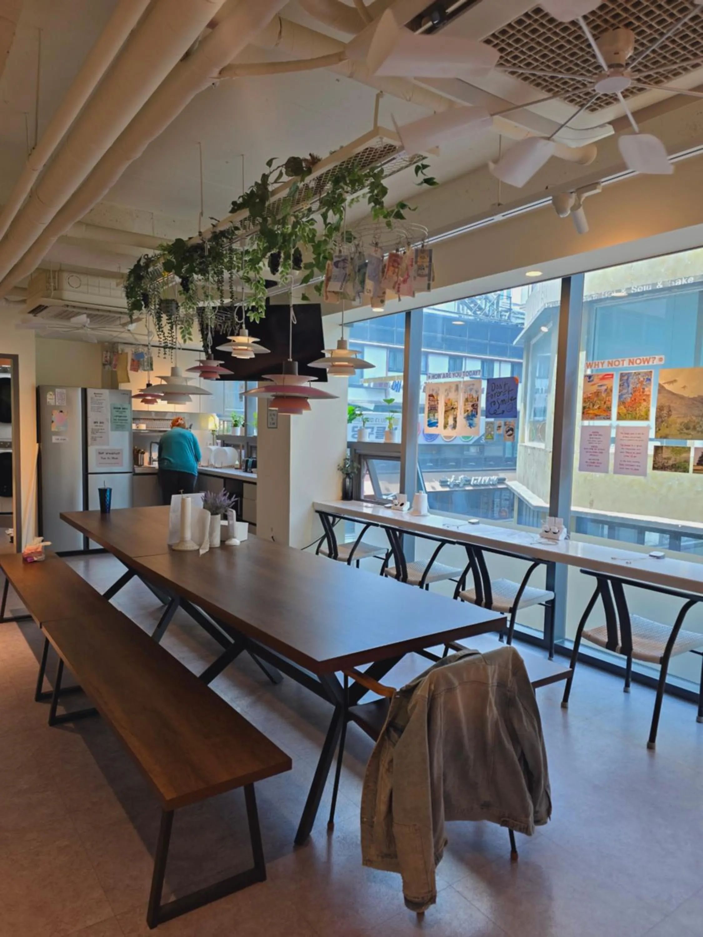 Communal lounge/ TV room in Seoul Cube Jongro