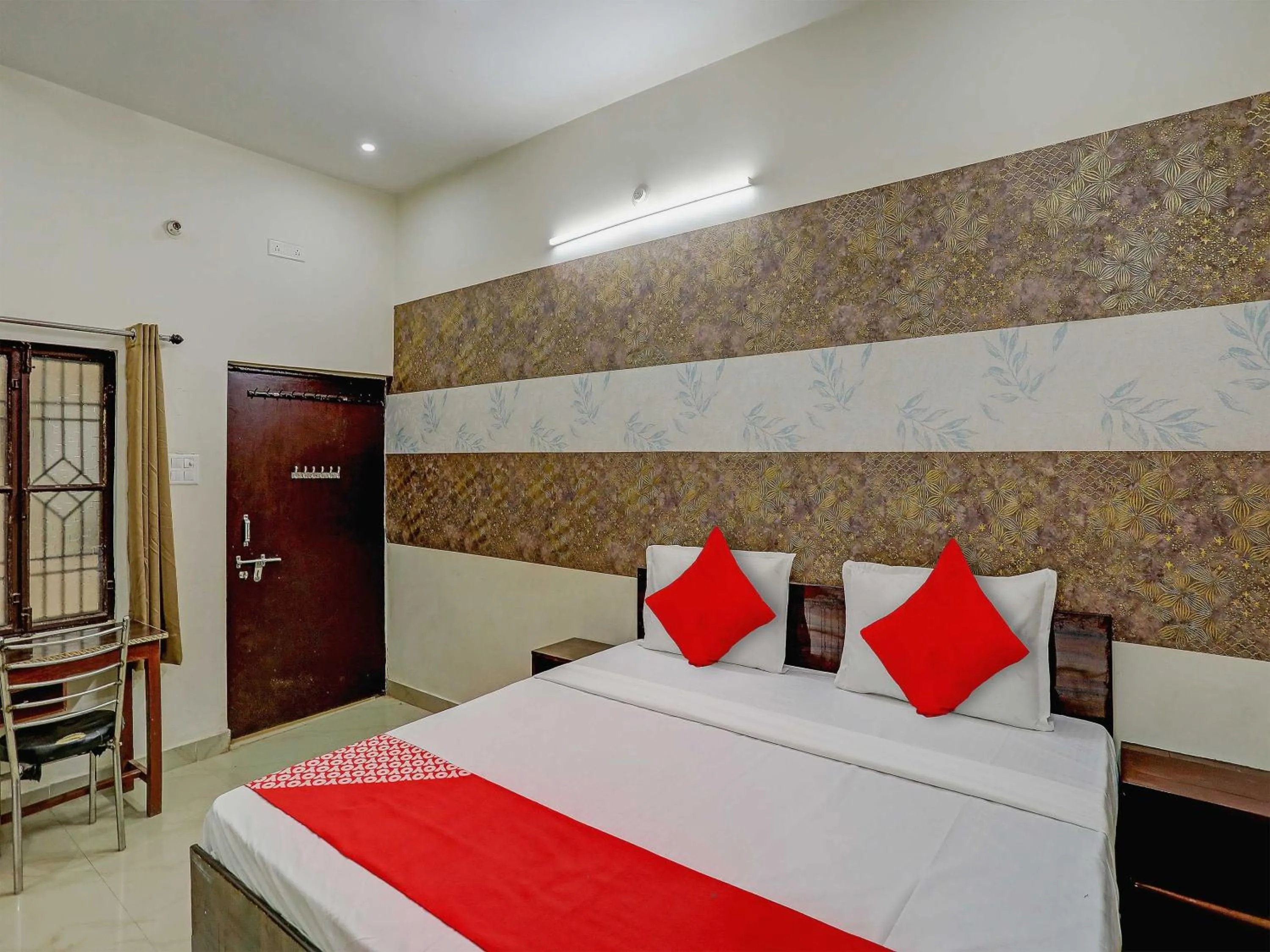 Bedroom, Bed in Hotel O The Raghav Villa