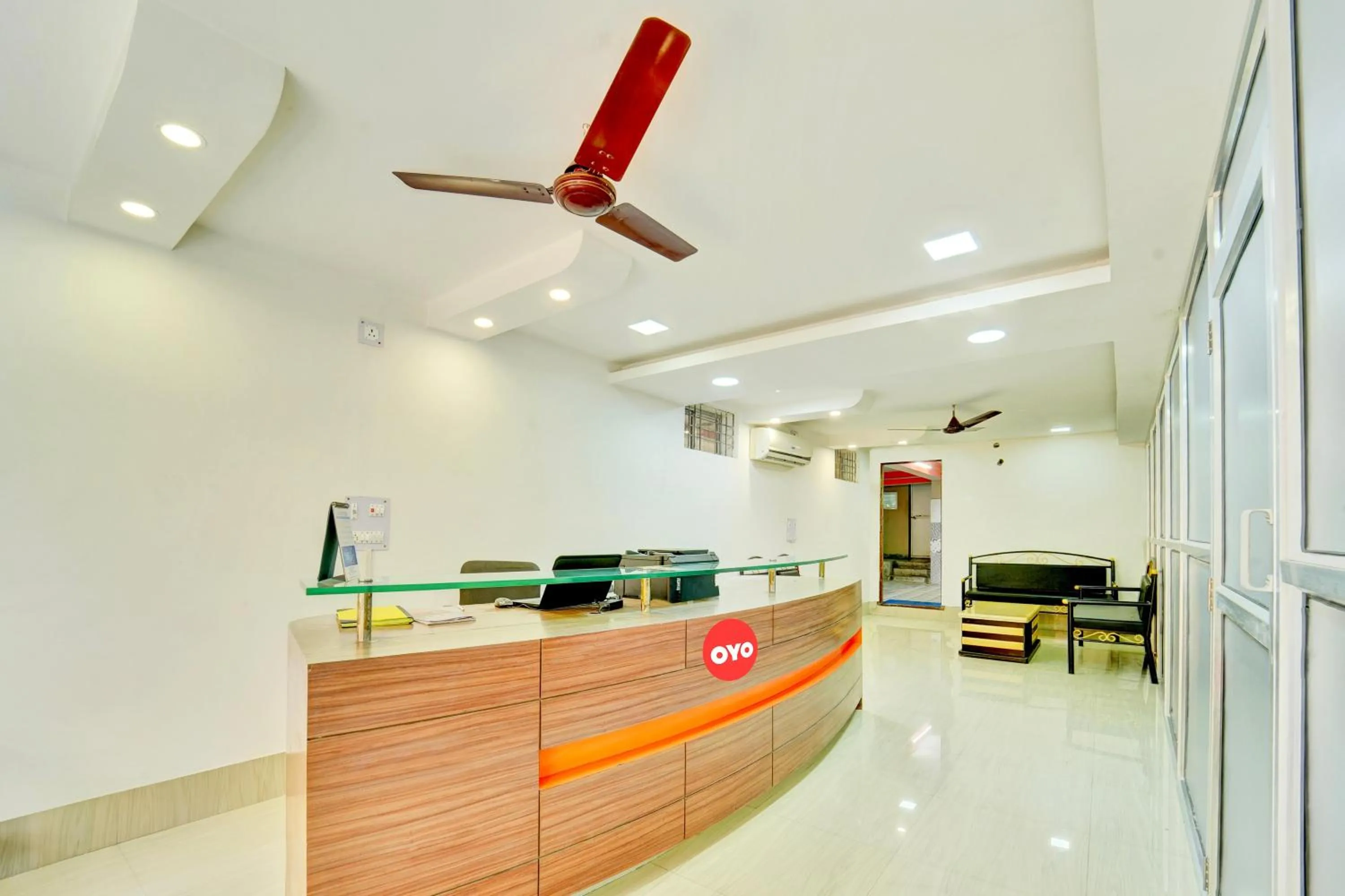 Lobby or reception in Hotel O Shakti Inn