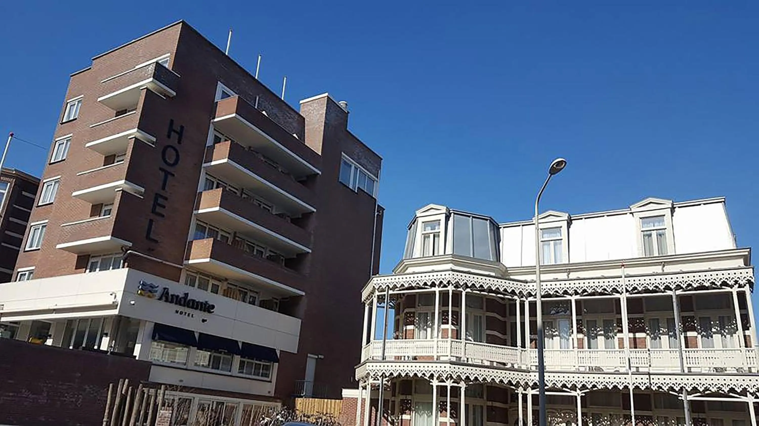 Property building in Hotel Andante aan Zee