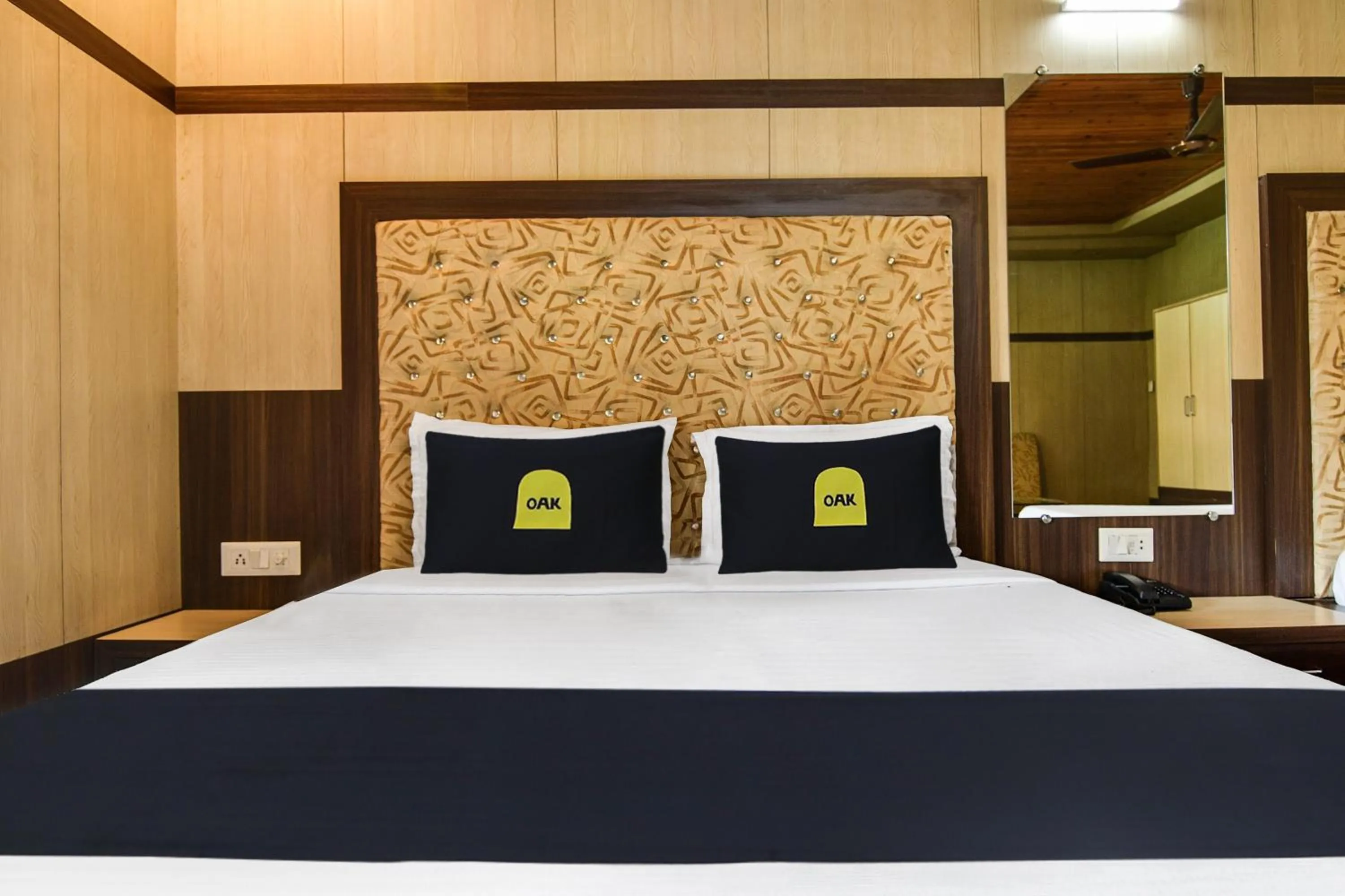 Bedroom, Bed in Townhouse OAK Gorumara Jungle Resort