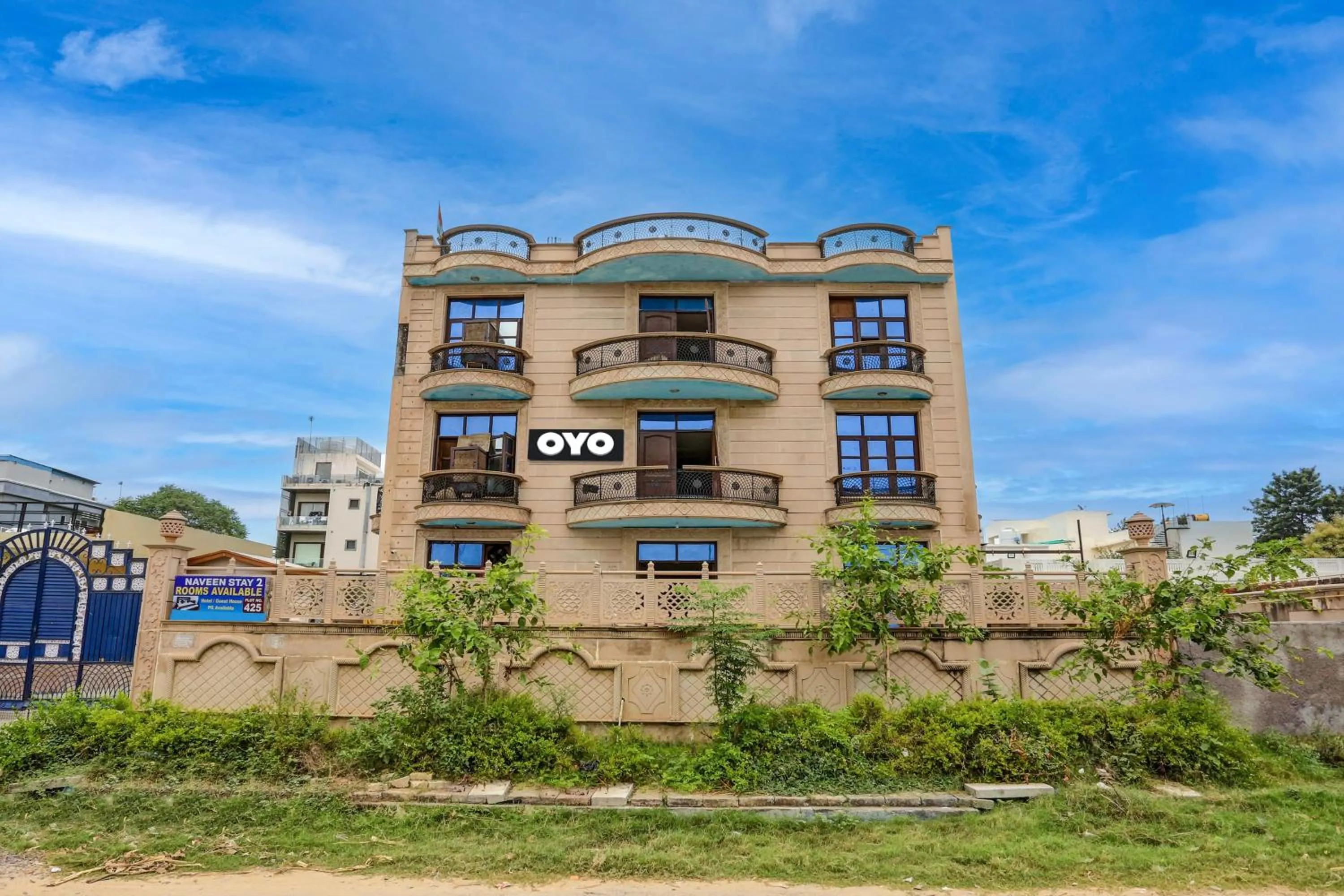 Facade/entrance in Hotel O by OYO Naveen Stay