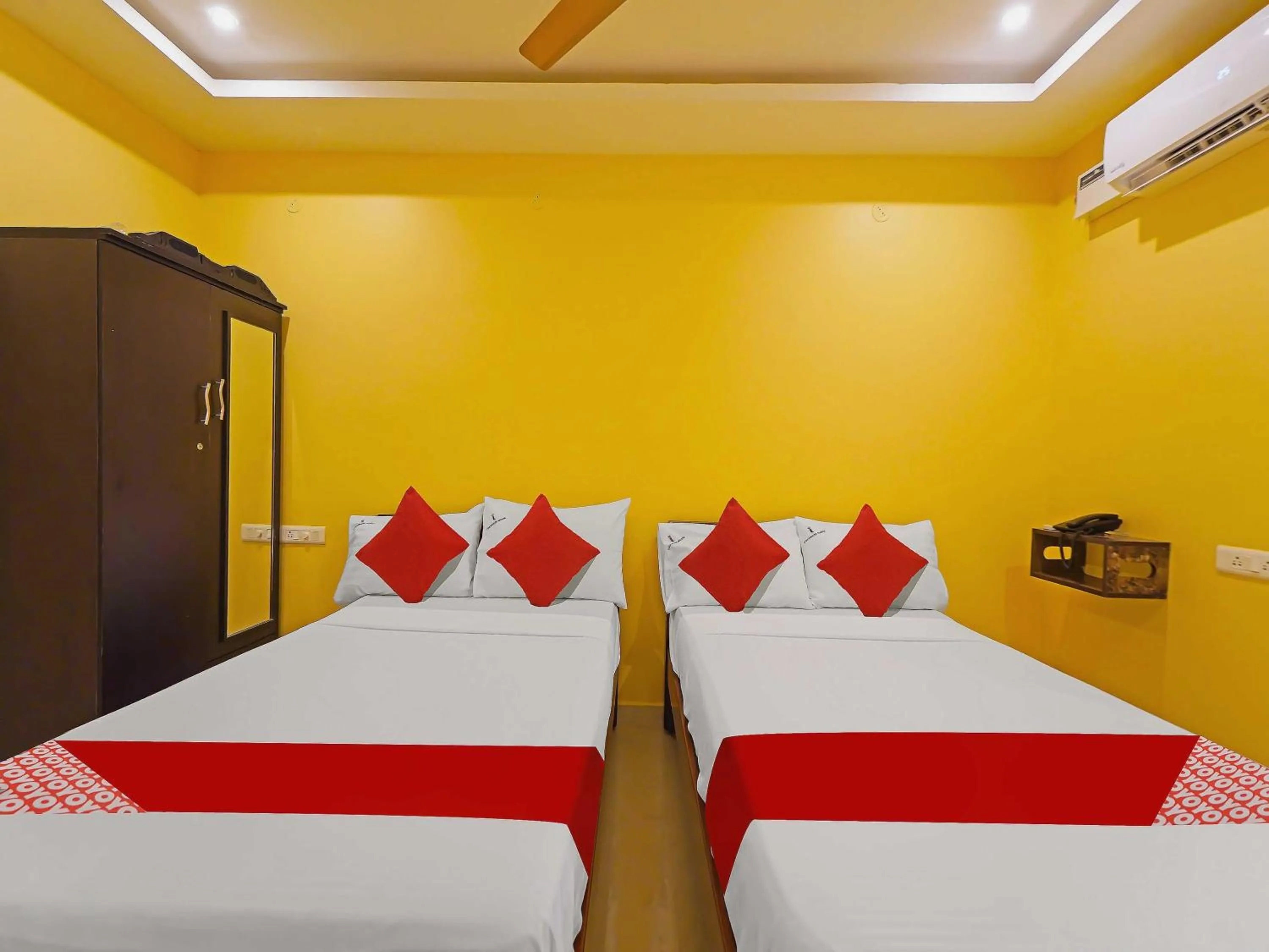 Bedroom, Bed in Hotel O Jayam Residency