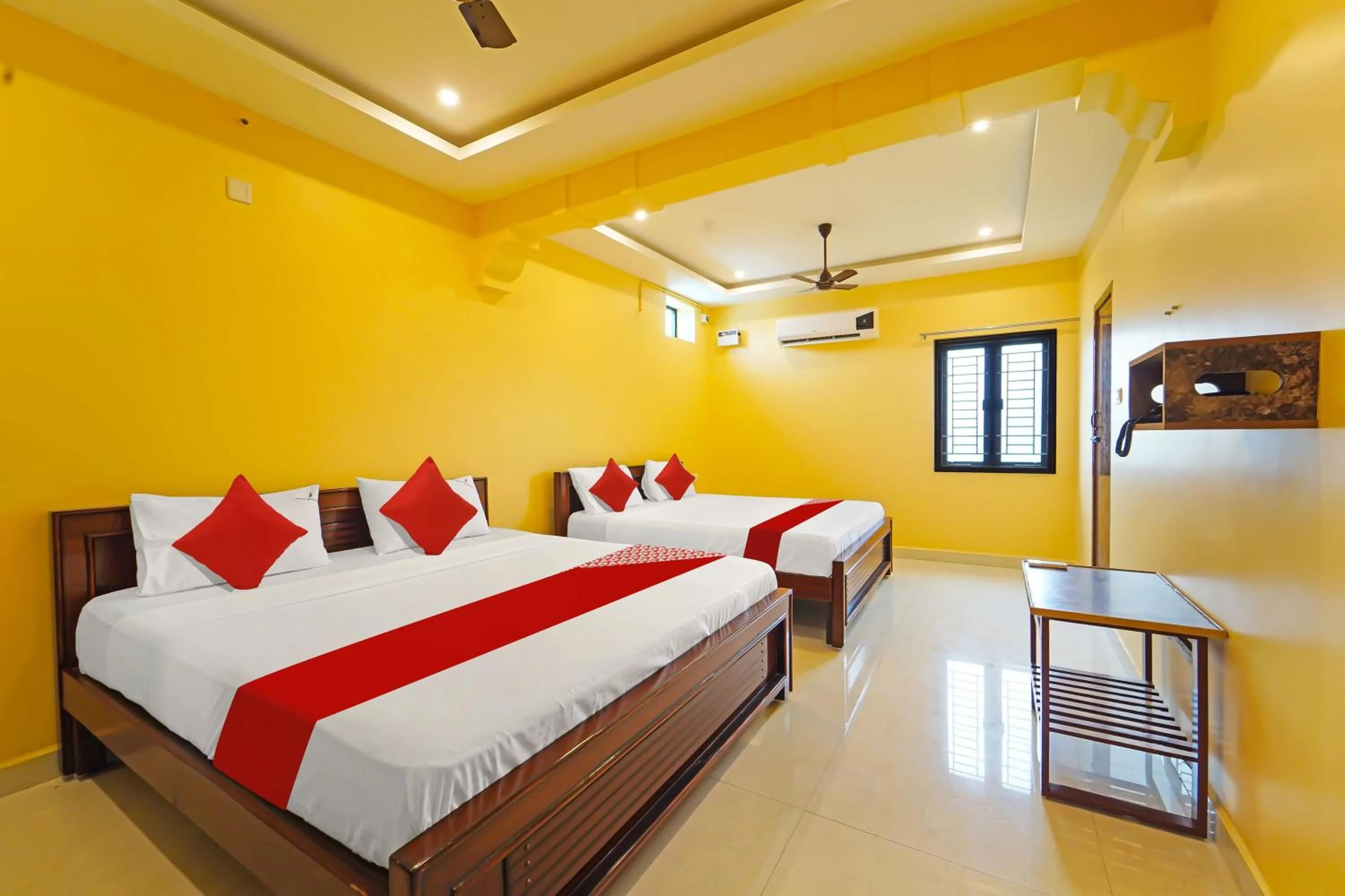 Bedroom, Bed in Hotel O Jayam Residency