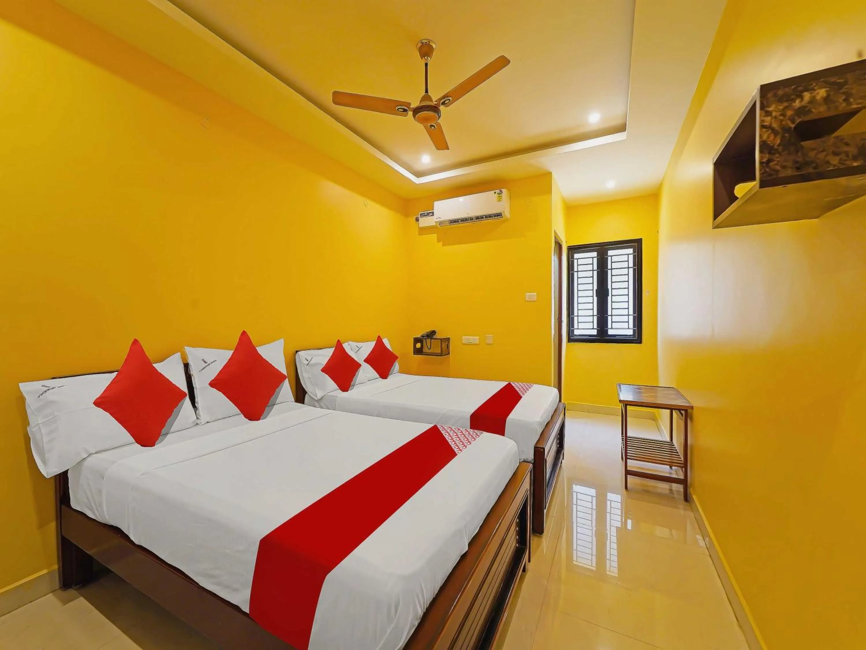 Bedroom, Bed in Hotel O Jayam Residency