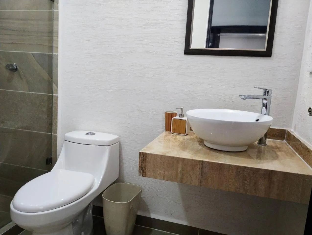 Bathroom in Departamento tres listones