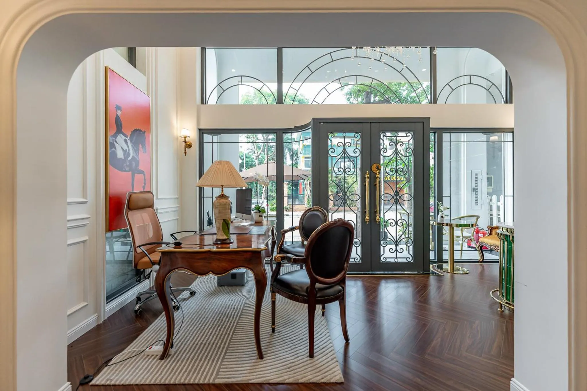 Golden Sun Apartment & Hotel