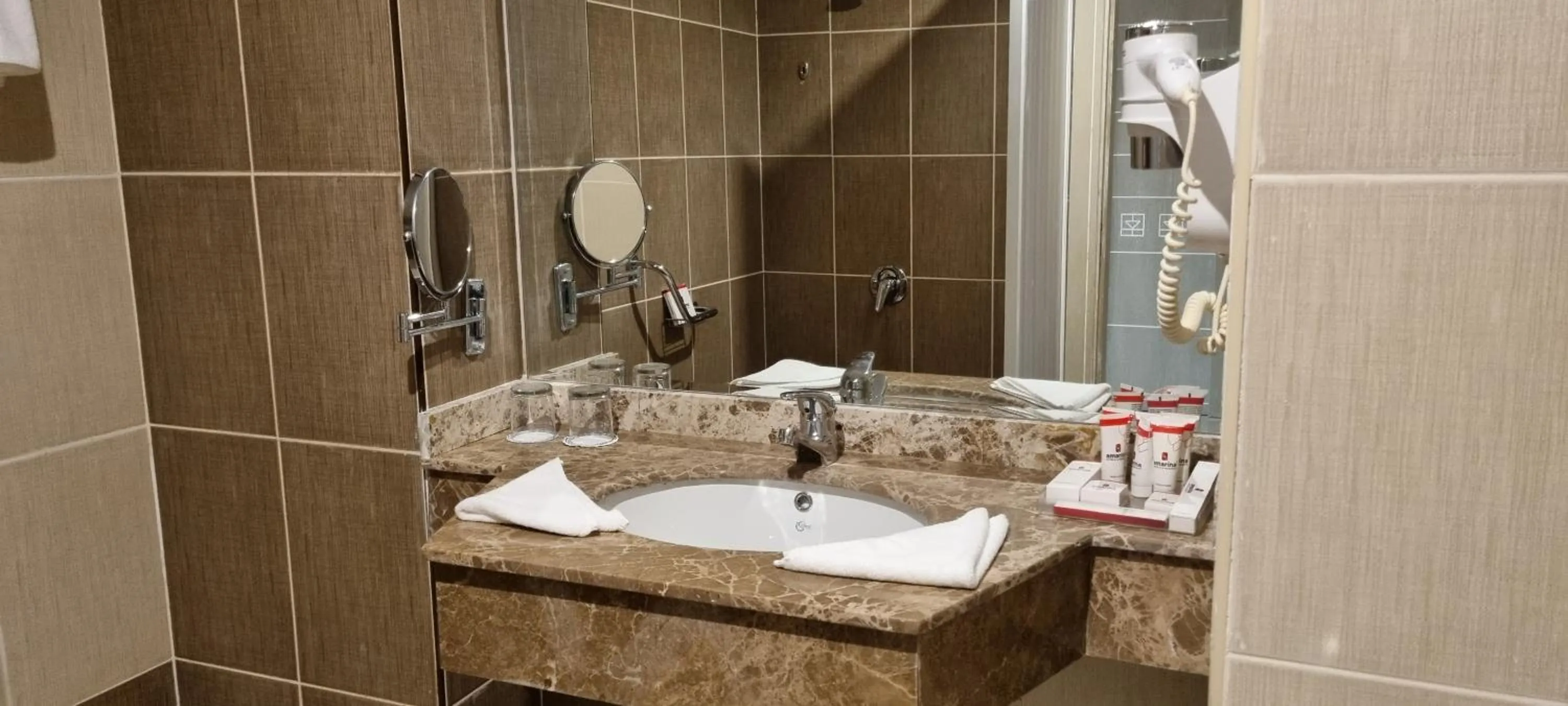 Shower in Amarina Queen Resort & Aqua Park Marsa Alam