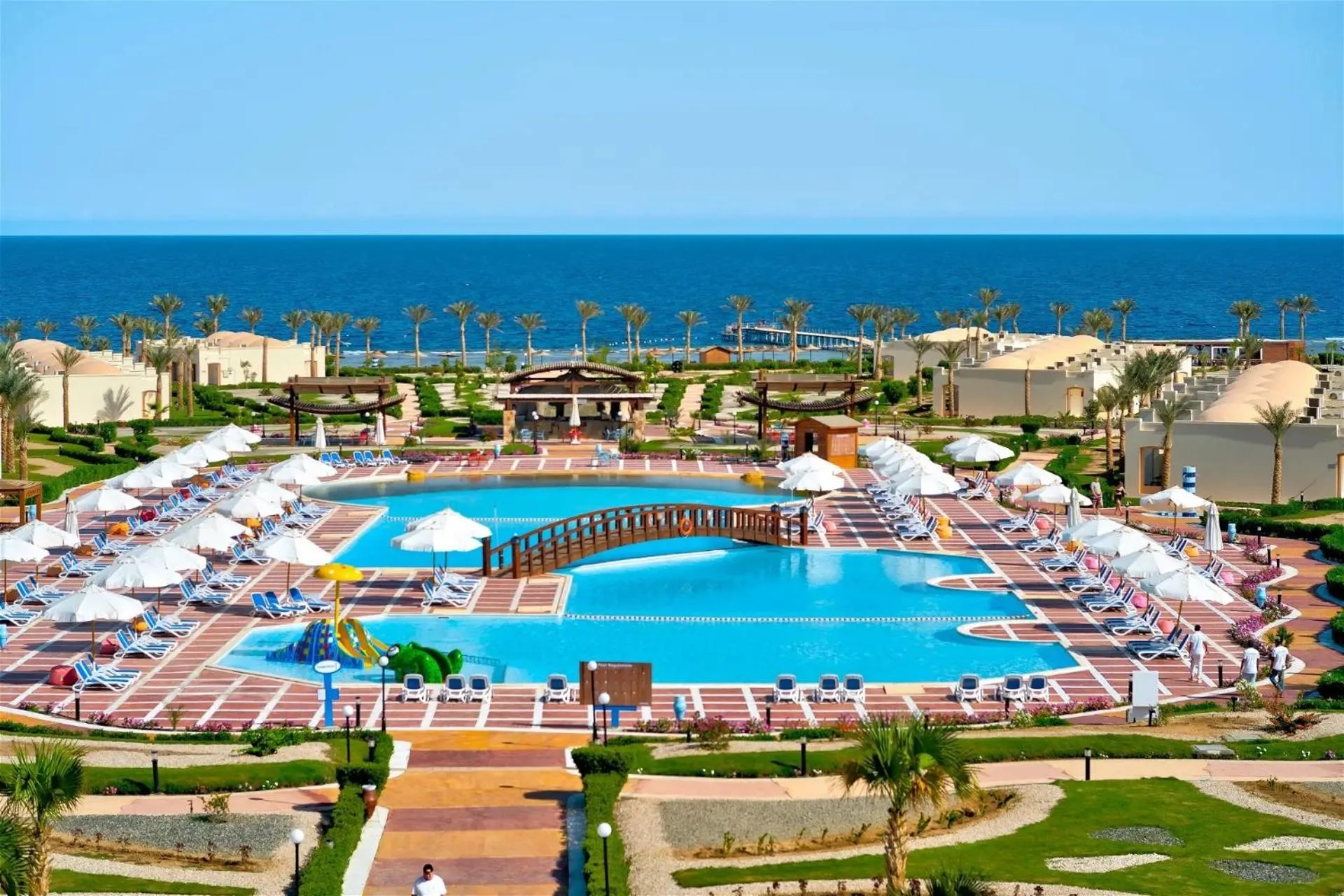 Garden in Amarina Queen Resort & Aqua Park Marsa Alam