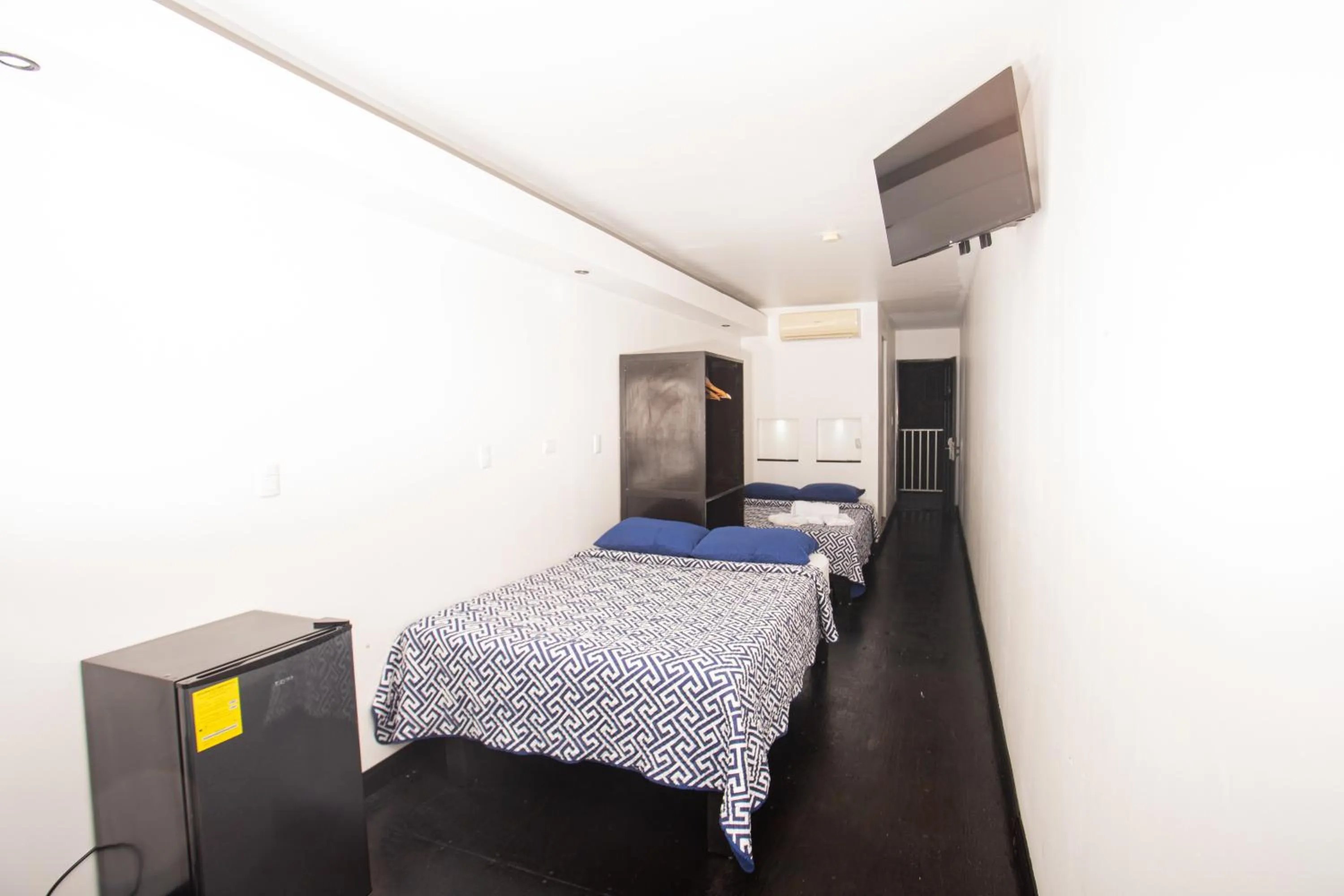 Photo of the whole room, Bed in El Faro Containers Beach Hotel