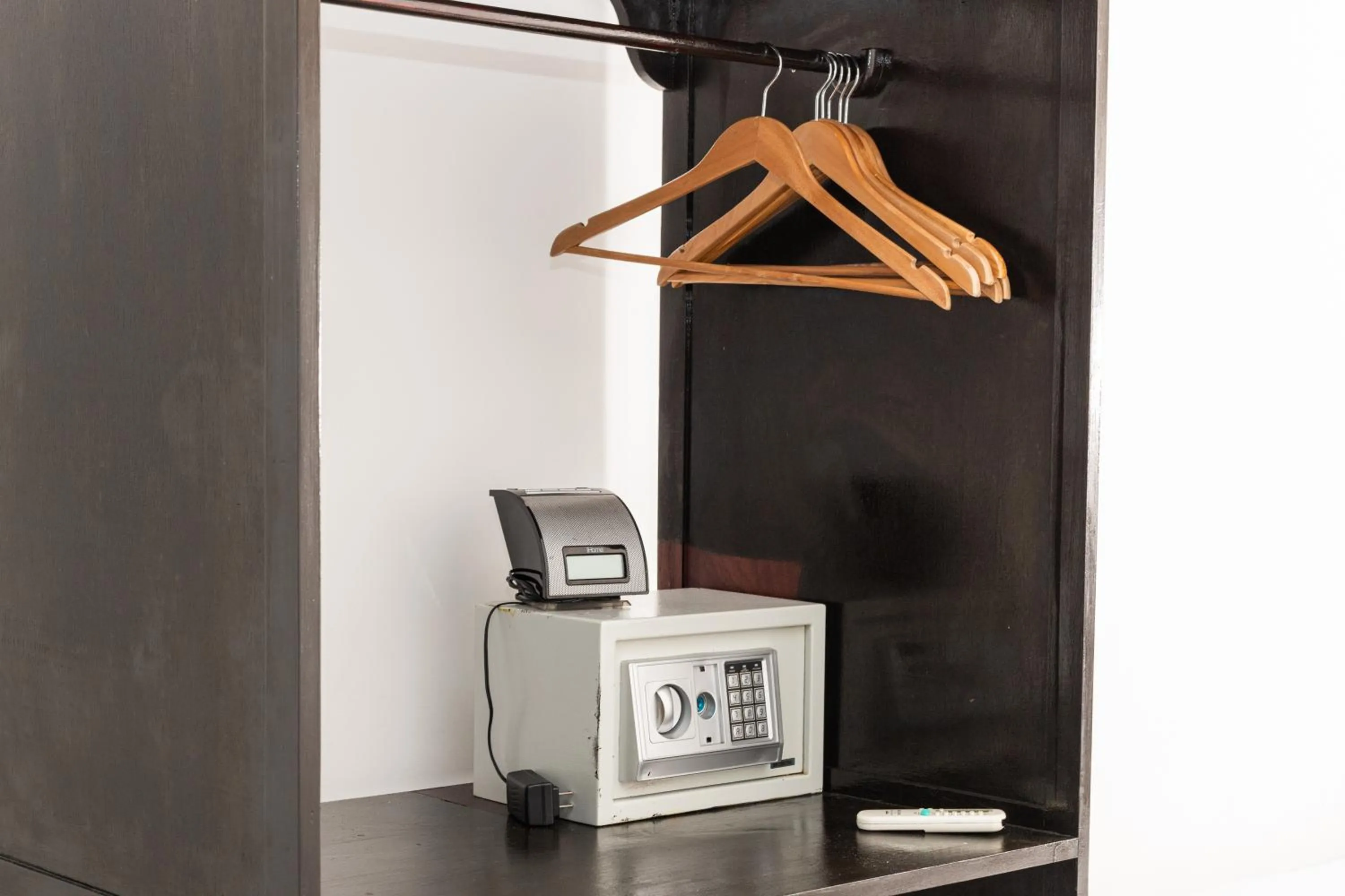 safe in El Faro Containers Beach Hotel