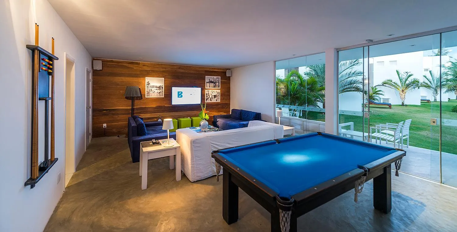 Communal lounge/ TV room in B Blue Beachouses