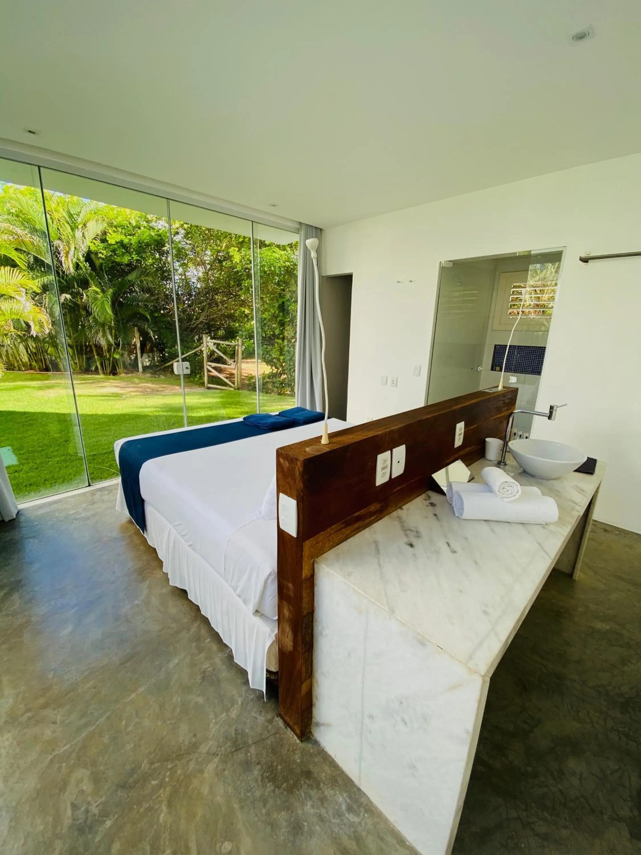 Bed in B Blue Beachouses