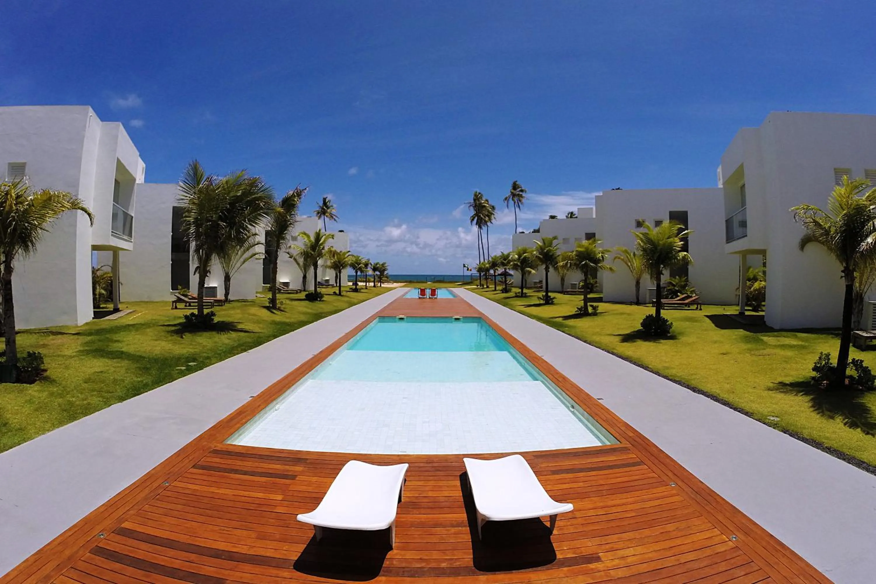 Swimming pool in B Blue Beachouses