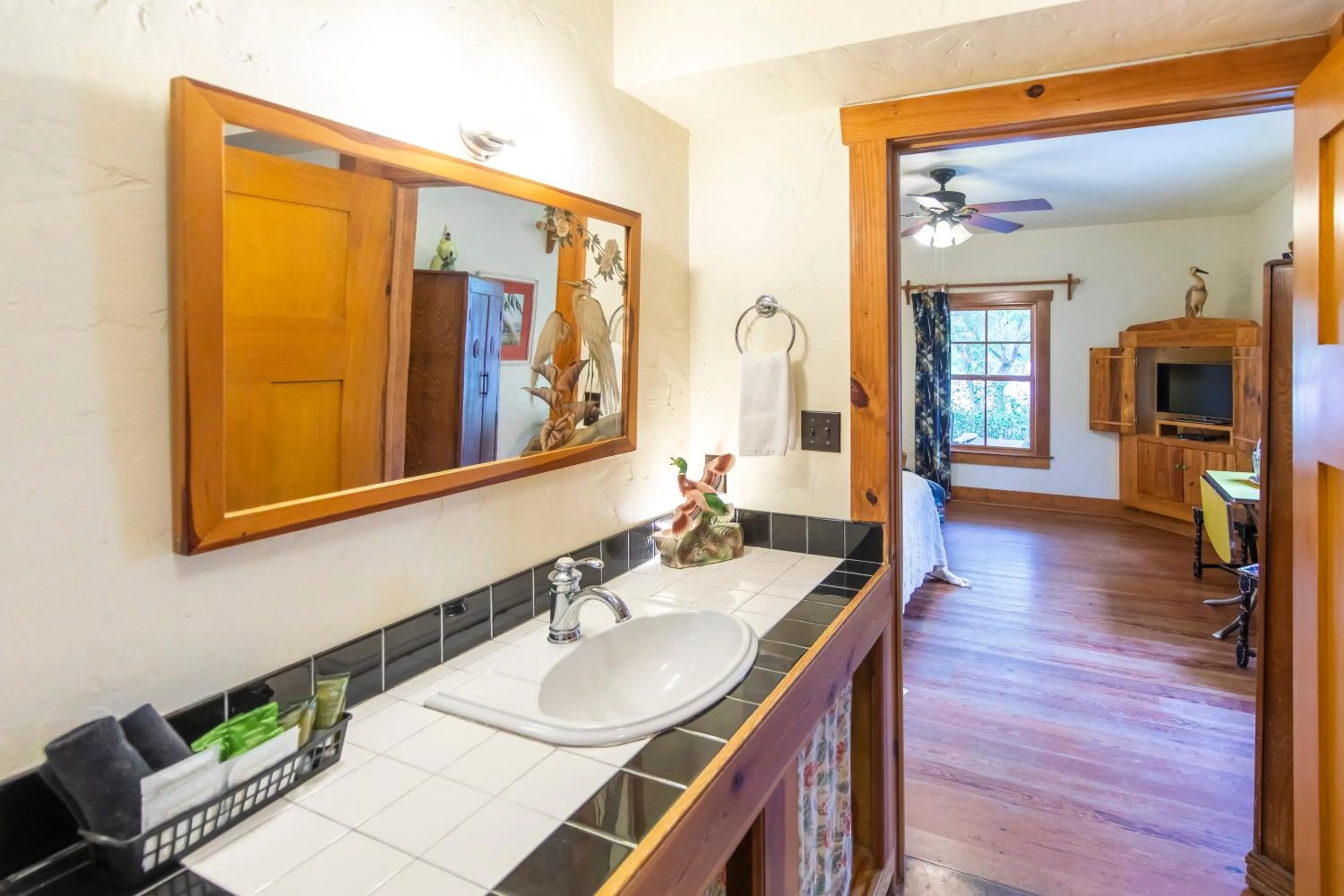 Bathroom in Hibiscus Coffee & Guesthouse