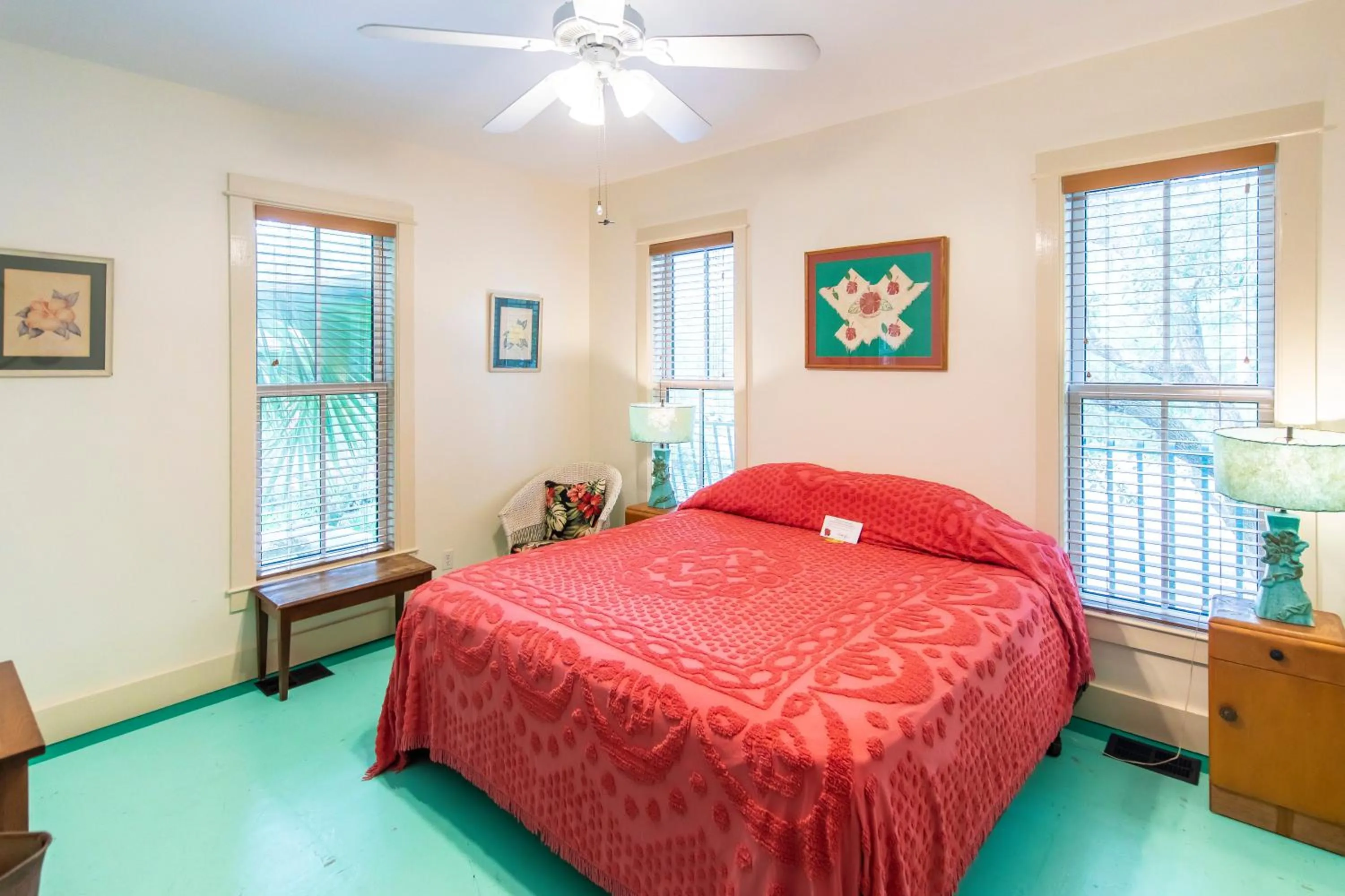 Bedroom, Bed in Hibiscus Coffee & Guesthouse