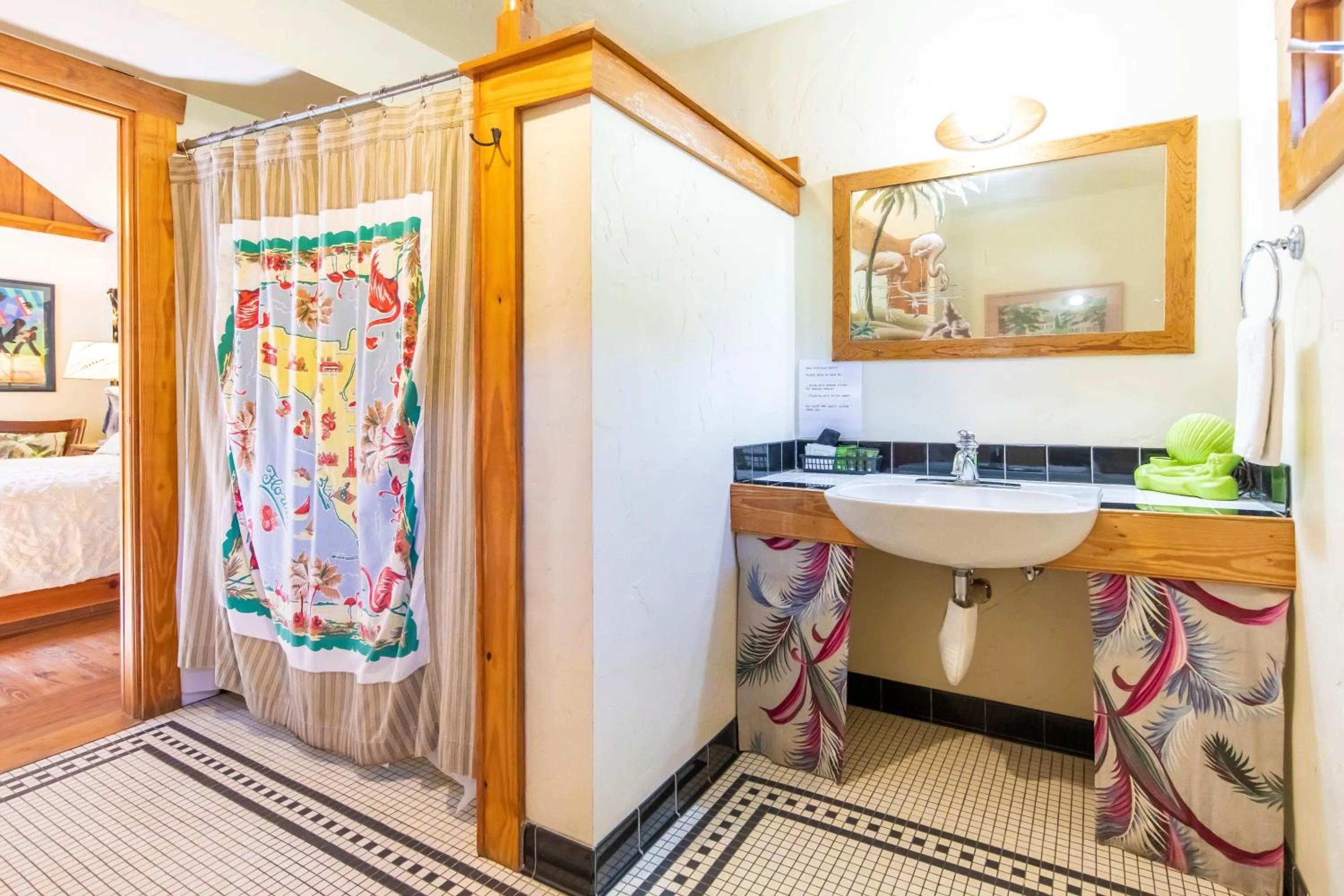 Bathroom in Hibiscus Coffee & Guesthouse