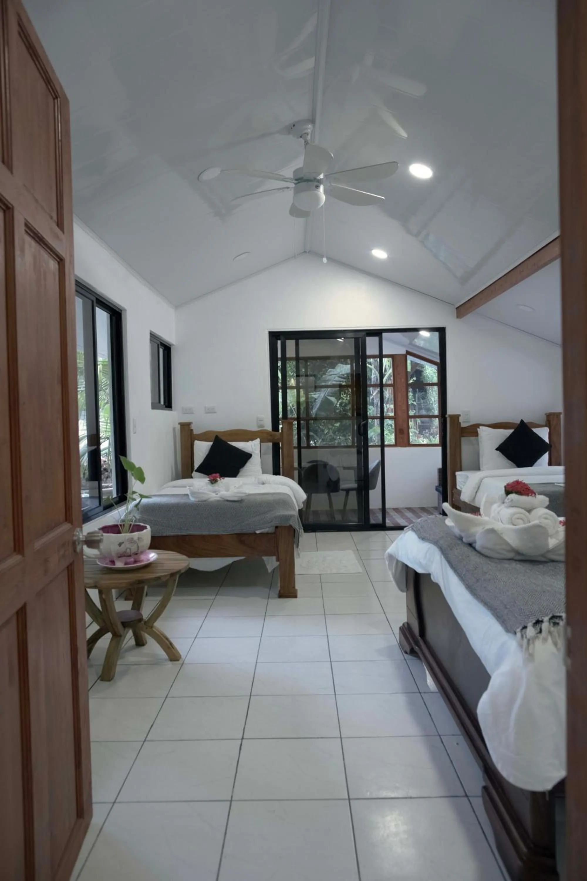 Bed in Jungles Edge Hotel, Jiu Jitsu, Muay Thai Retreat Center