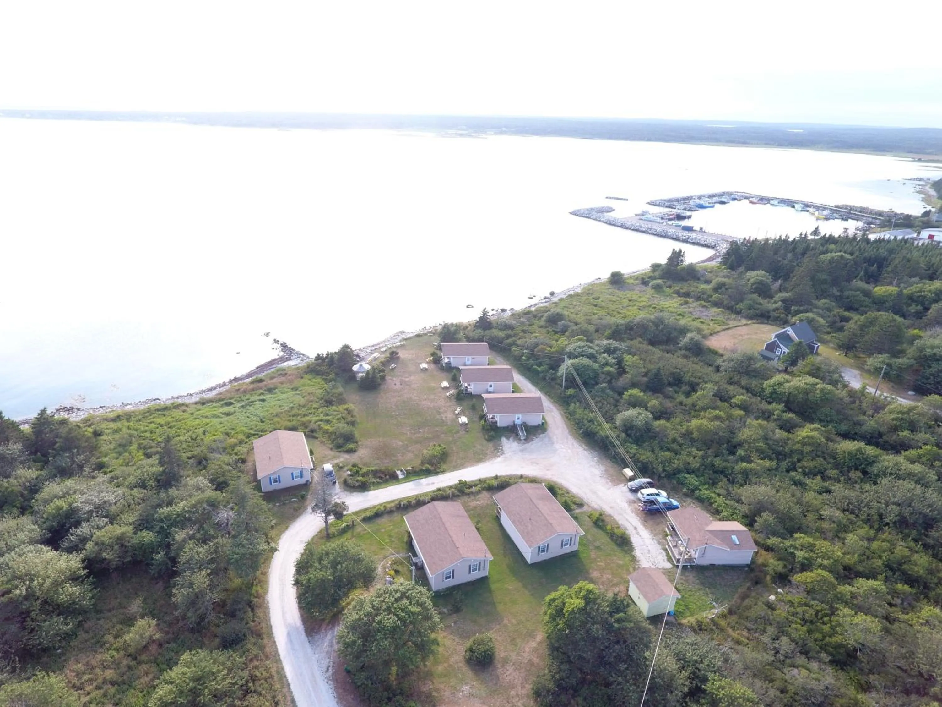 Natural landscape in Whispering Waves Cottages