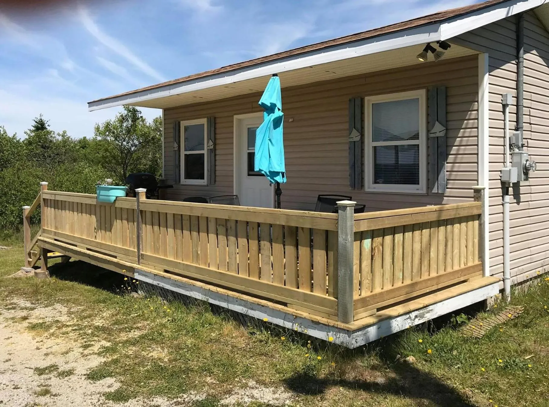 Property building in Whispering Waves Cottages