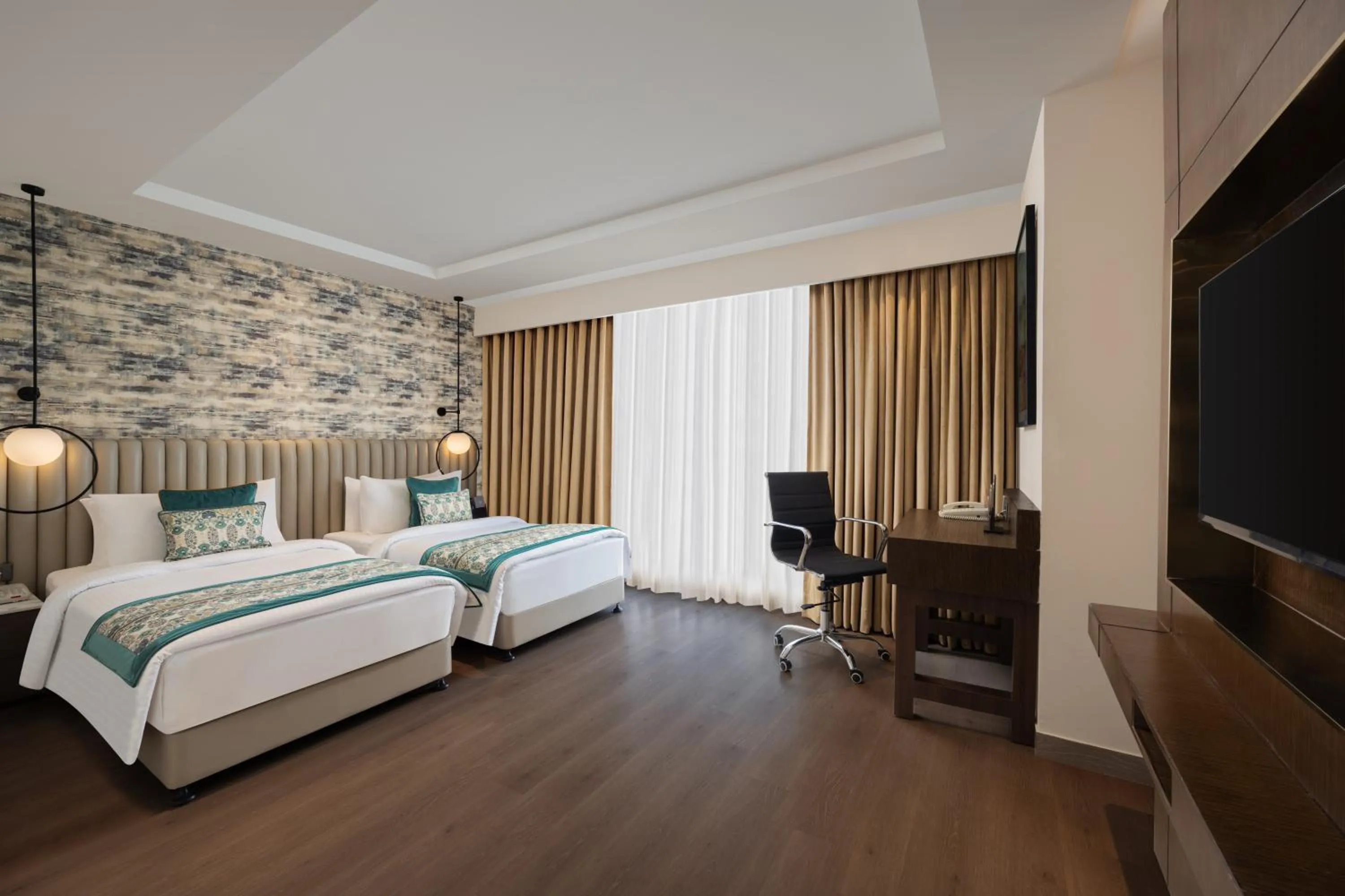 Bed in Fortune Park, Aligarh - Member ITC Hotels' Group