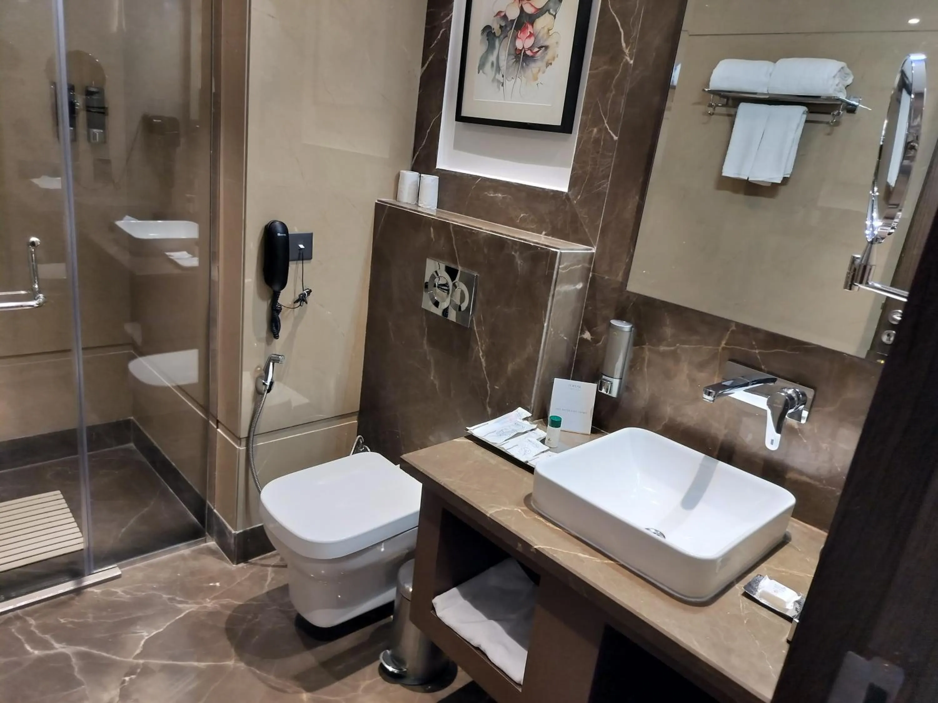 Bathroom in Fortune Park, Aligarh - Member ITC Hotels' Group