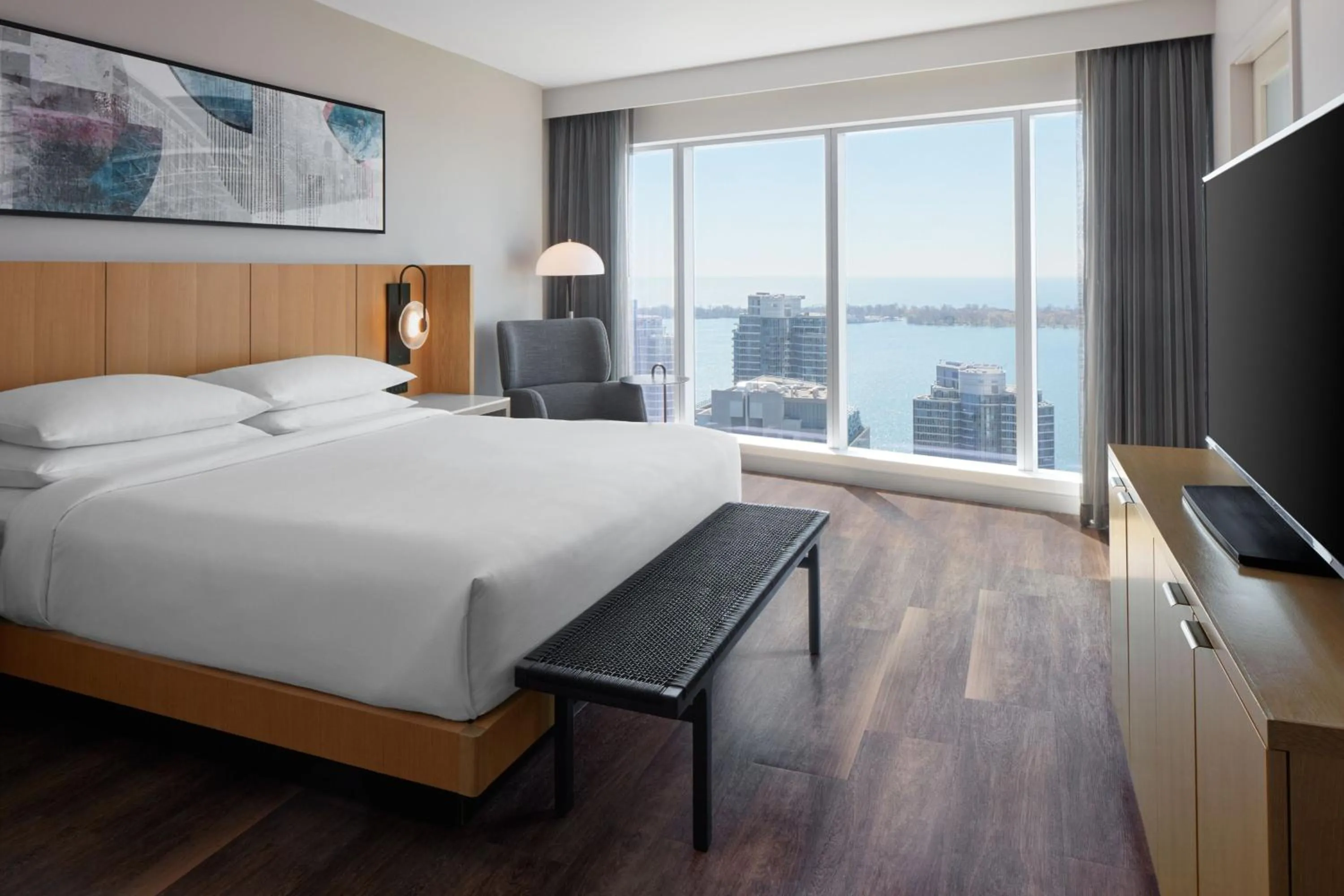 Bedroom, Bed in Delta Hotels by Marriott Toronto