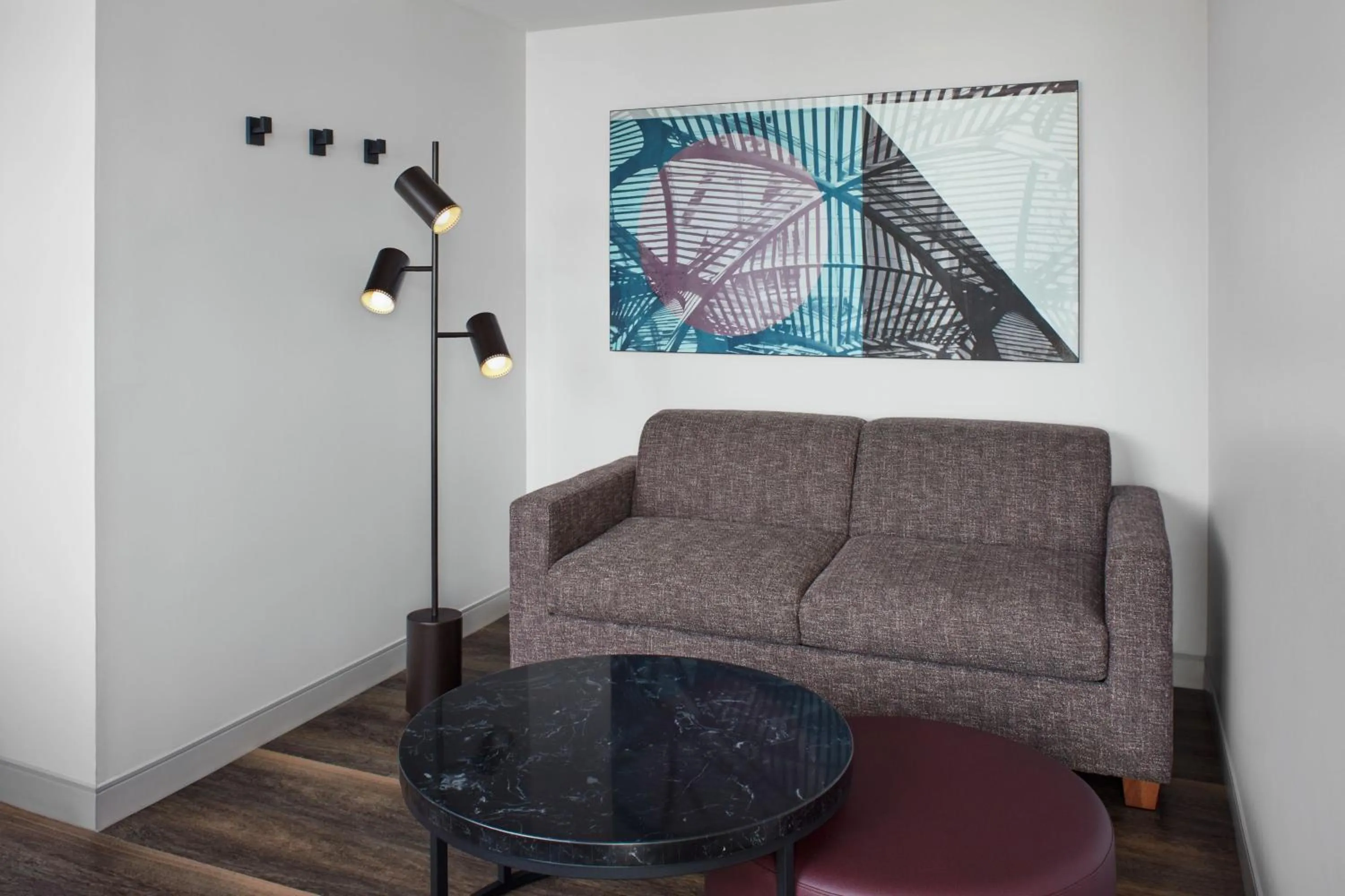 Living room in Delta Hotels by Marriott Toronto