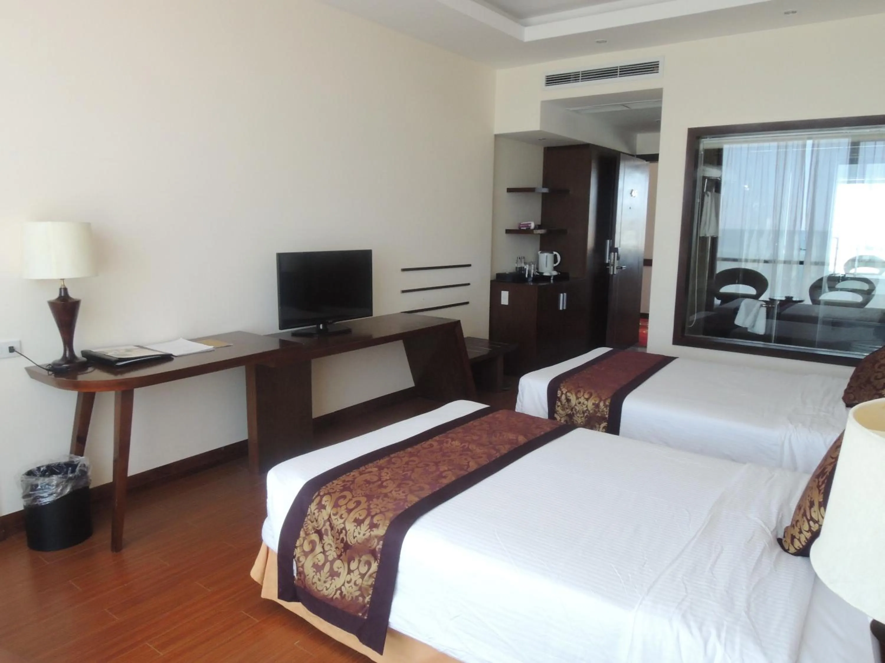 Bedroom, Bed in Muong Thanh Holiday Quang Binh Hotel