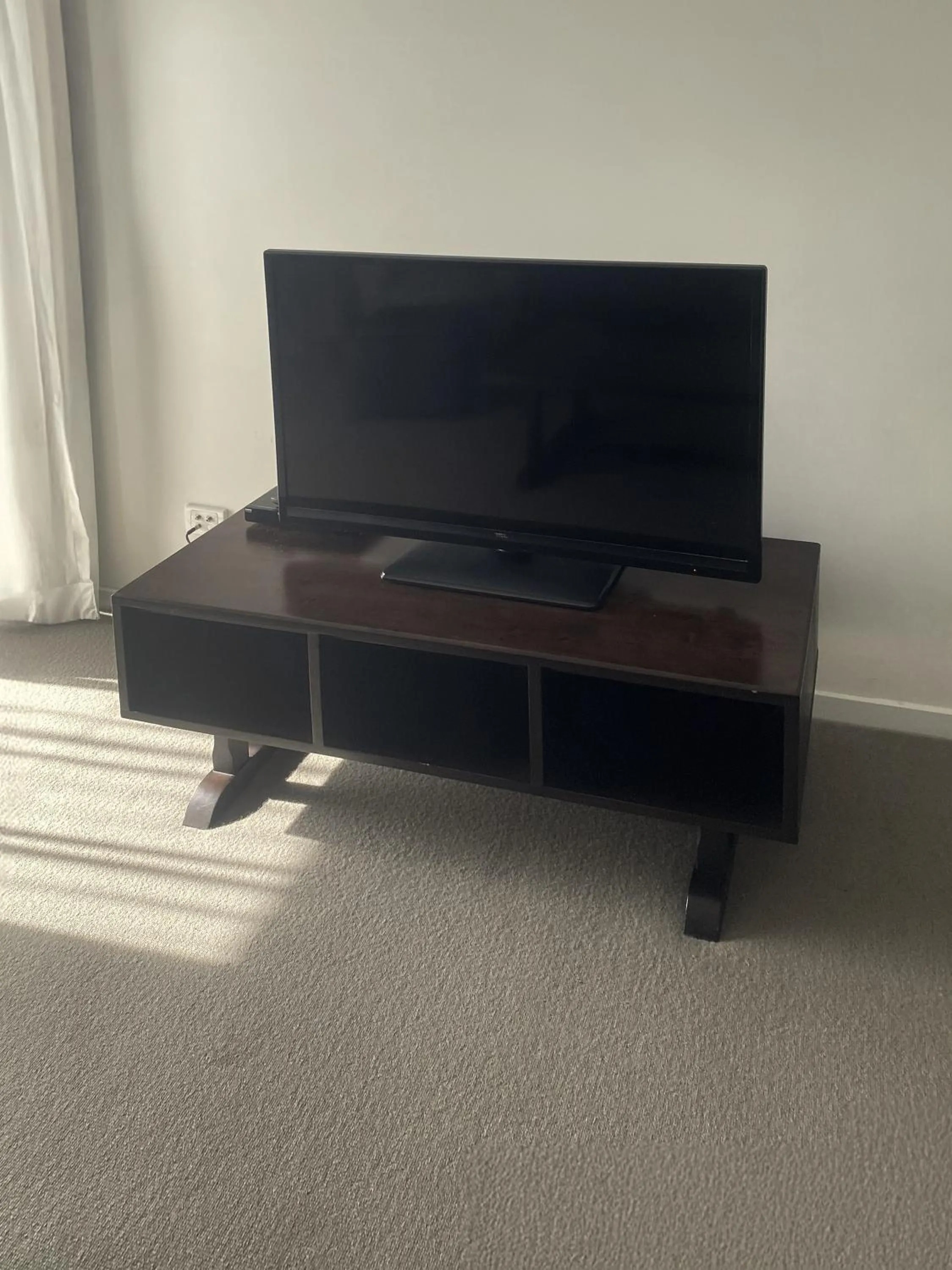 TV and multimedia in Curtis Central Apartments Official