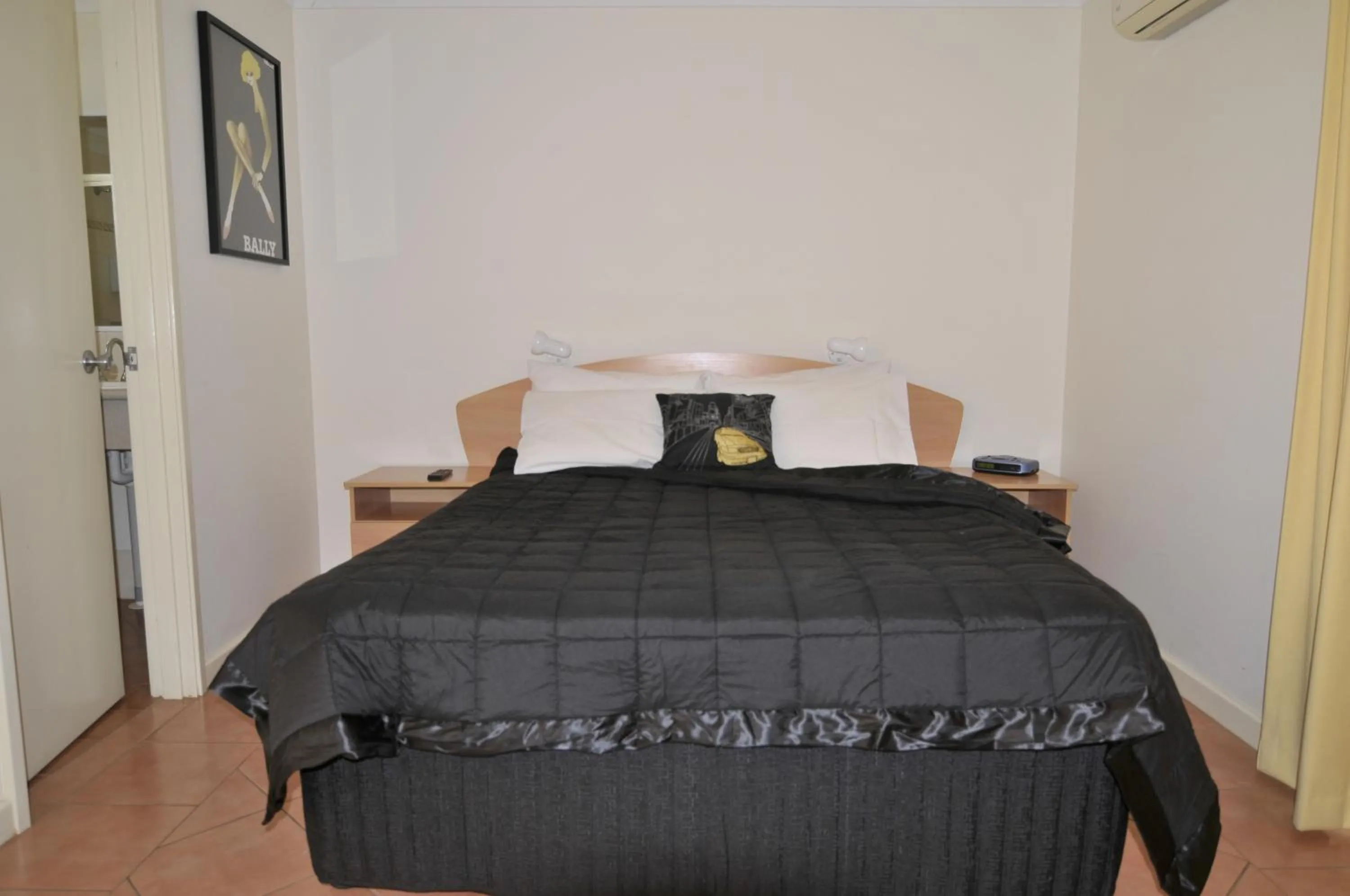 Bed in Pelican's Nest