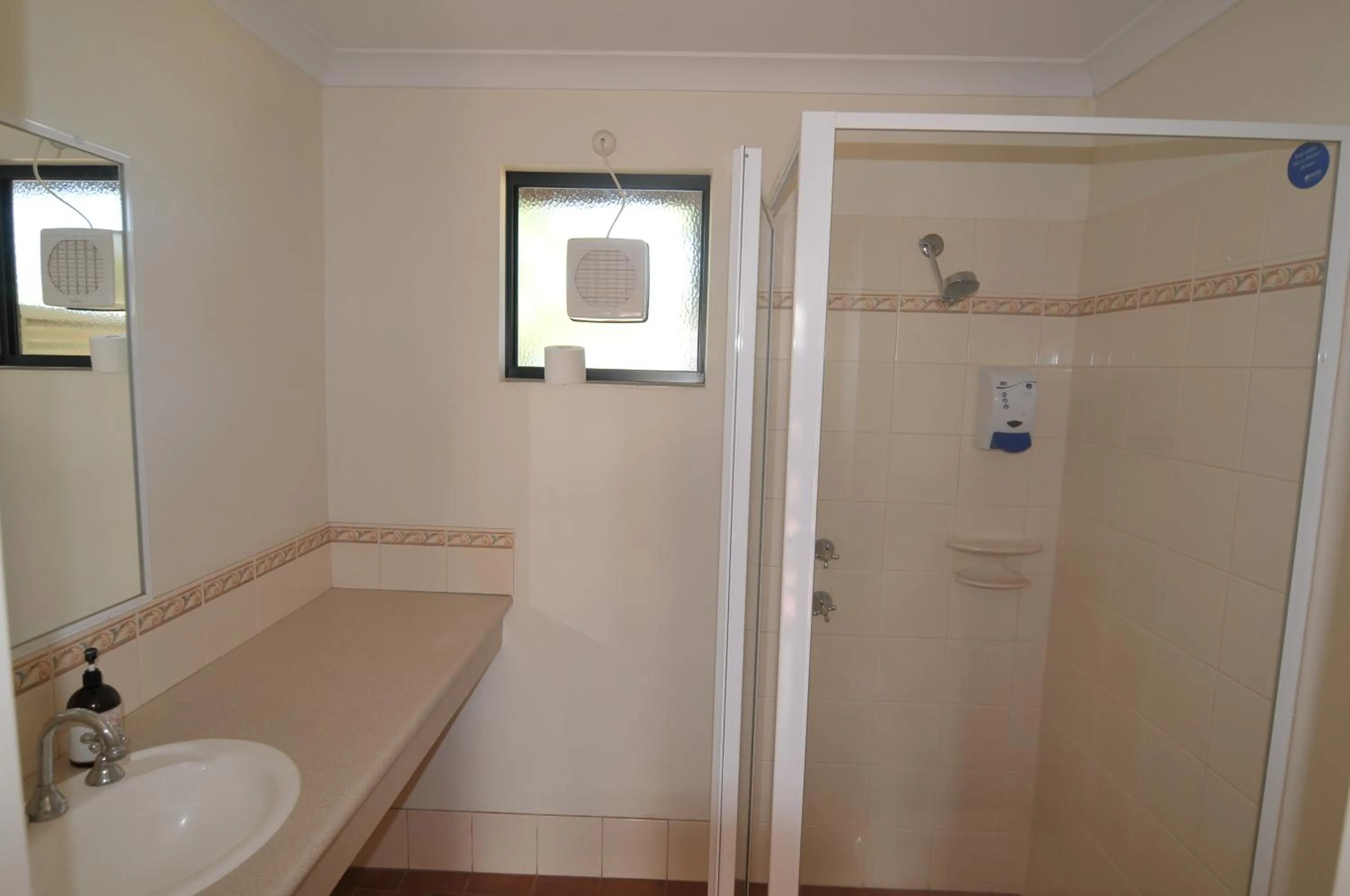 Bathroom in Pelican's Nest