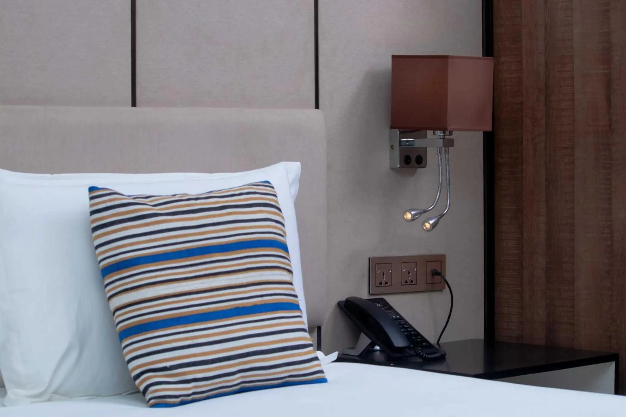 Bed in CIKA GOLDEN HOTEL and SUITES