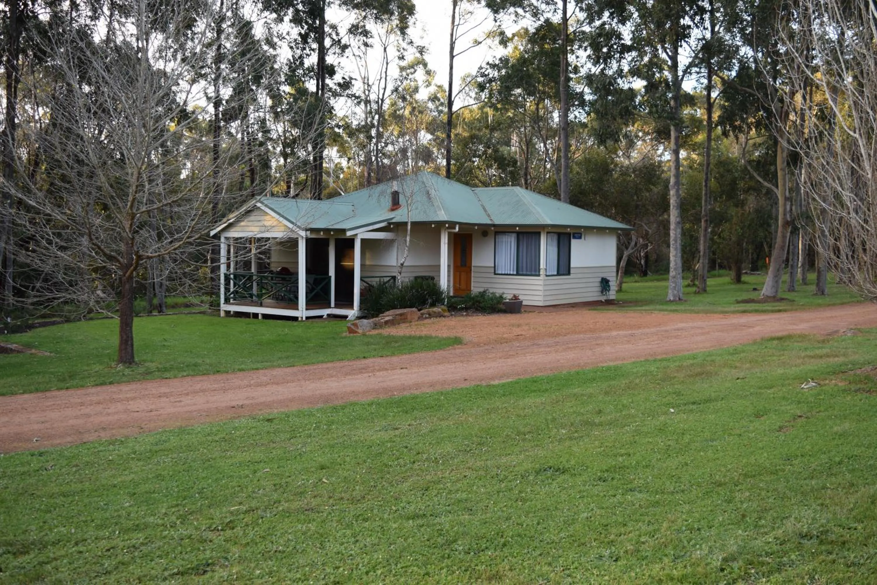 Property building in Bushy Lake Chalets