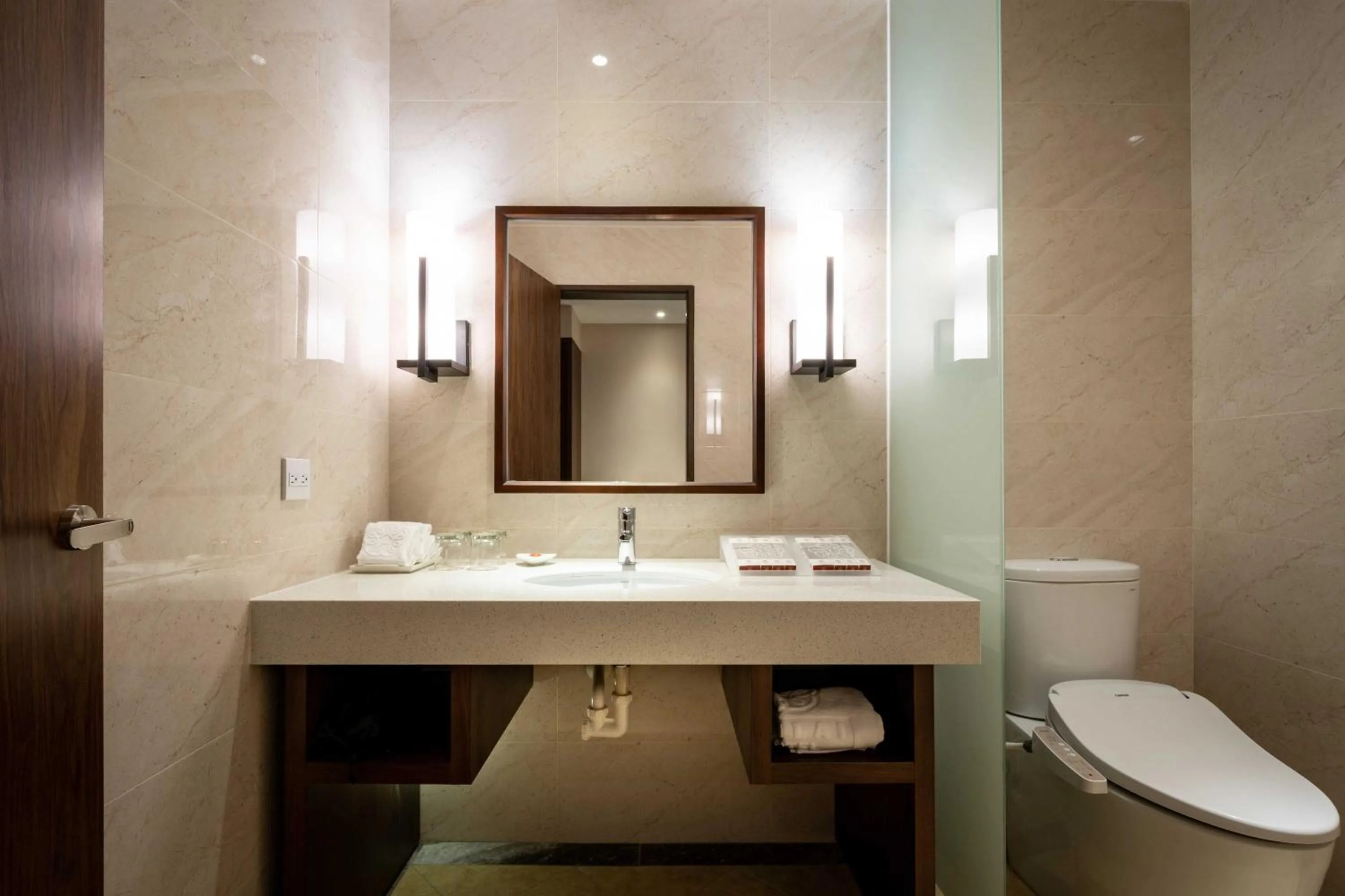 雀客旅館台中來來