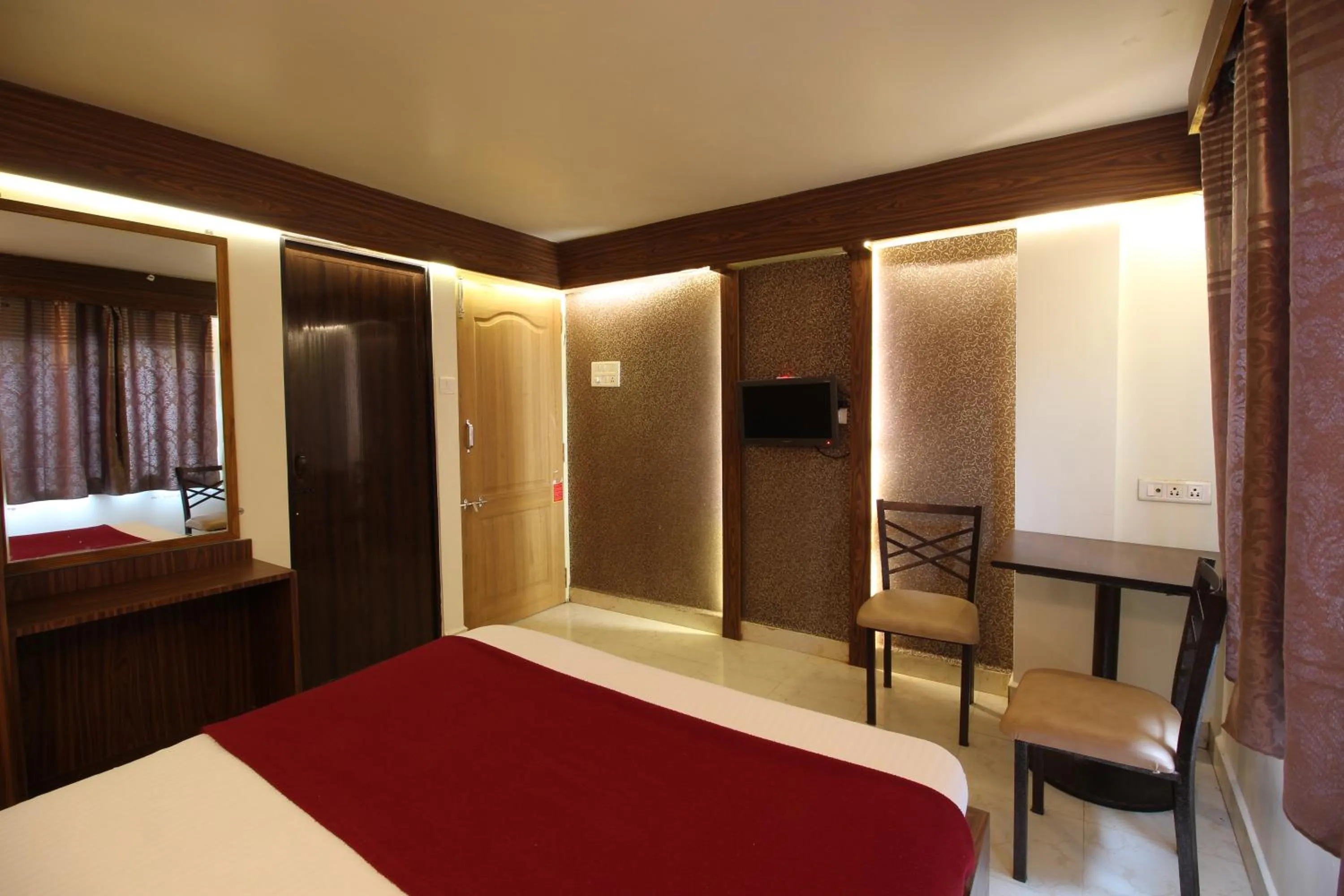 Bedroom, Bed in Roundcube Guest House