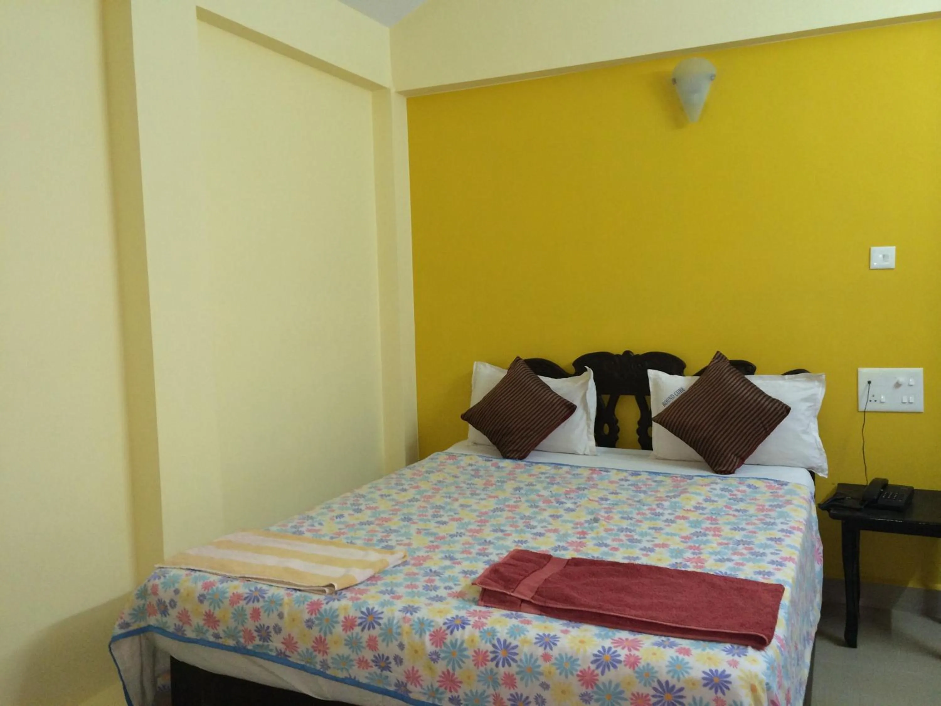 Bed in Roundcube Guest House