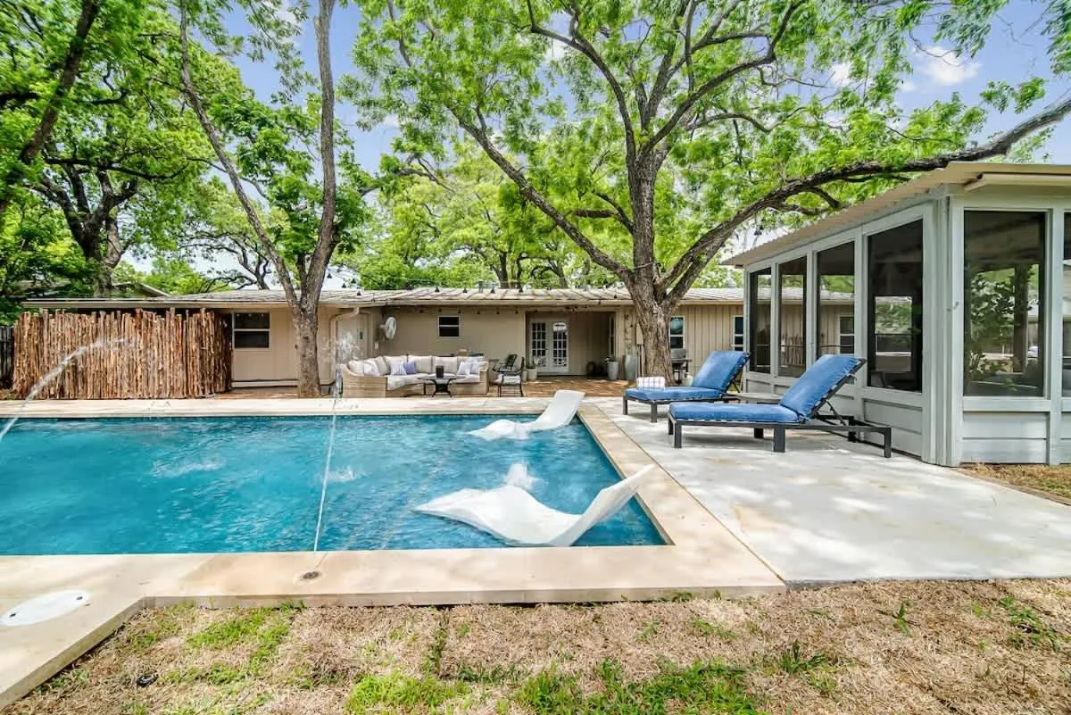 Swimming pool in Backyard Oasis w/Pool, Hot-Tub, Grill & Fire Pit!