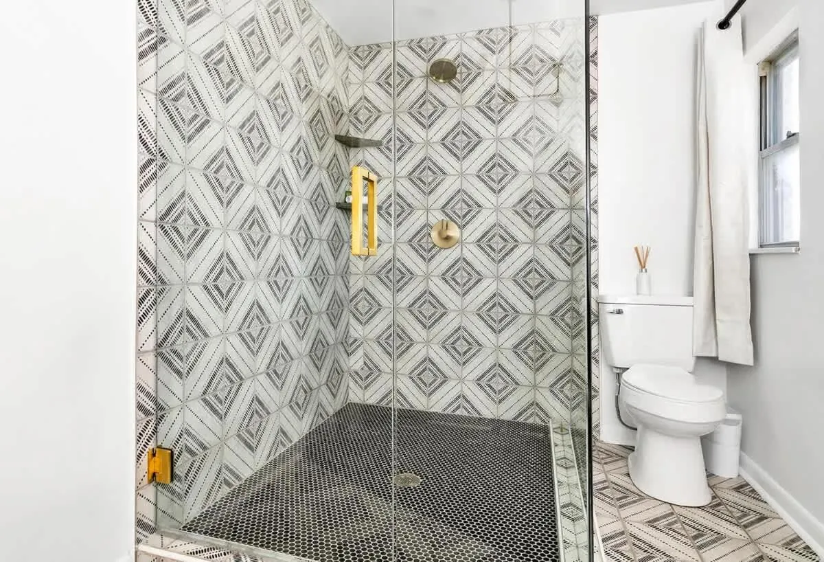 Shower in Hermes Ranch House with Hot Tub - 4 mi to Fred