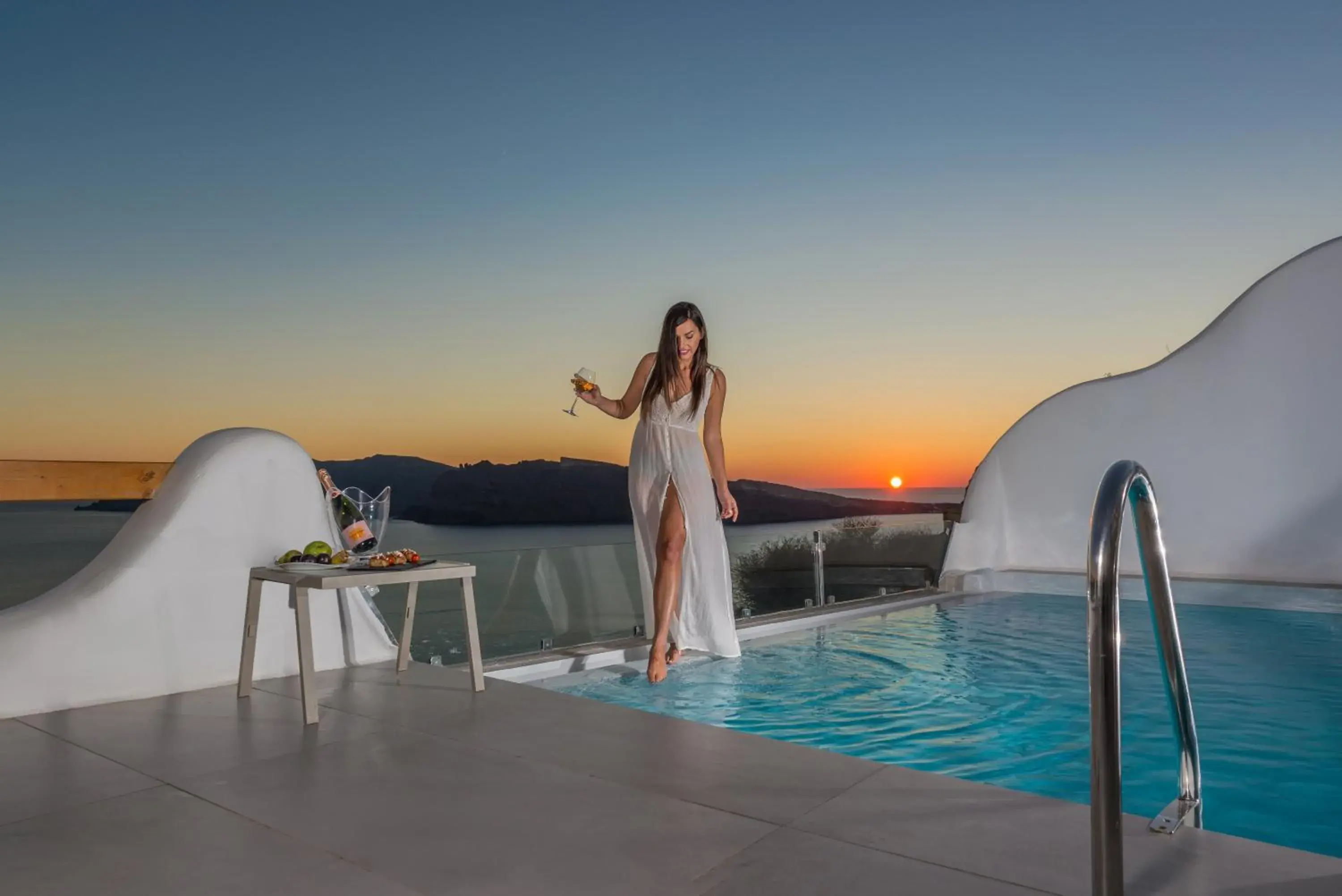 Grand Suite with Private Heated Outdoor Pool & Caldera Sea View in Elite Luxury Suites Grand Suite with Private Heated Outdoor Pool & Caldera Sea View in Elite Luxury Suites