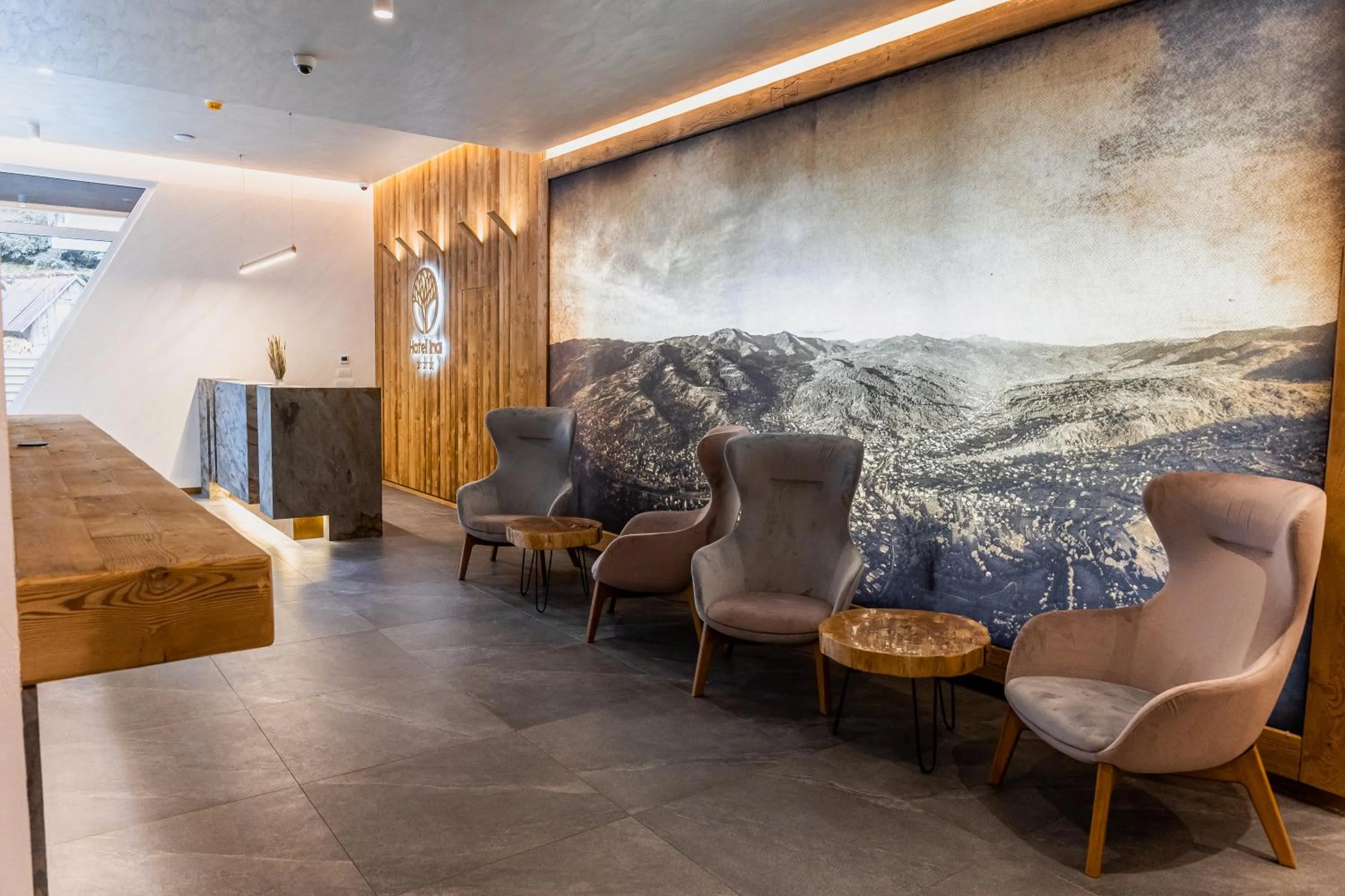 Lobby or reception in Hotel INA