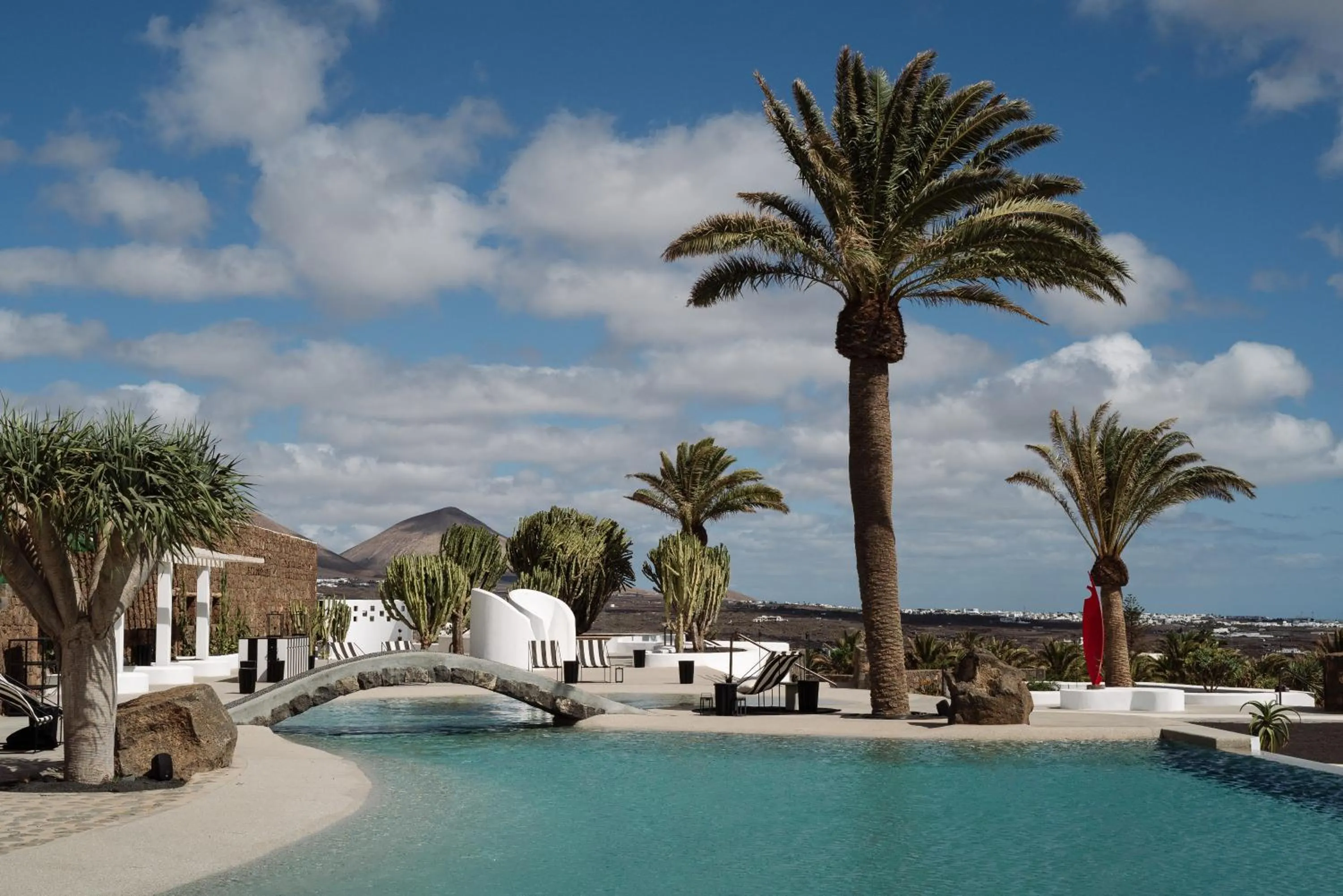 Swimming pool in César Lanzarote Luxury Boutique Hotel - Adults Only