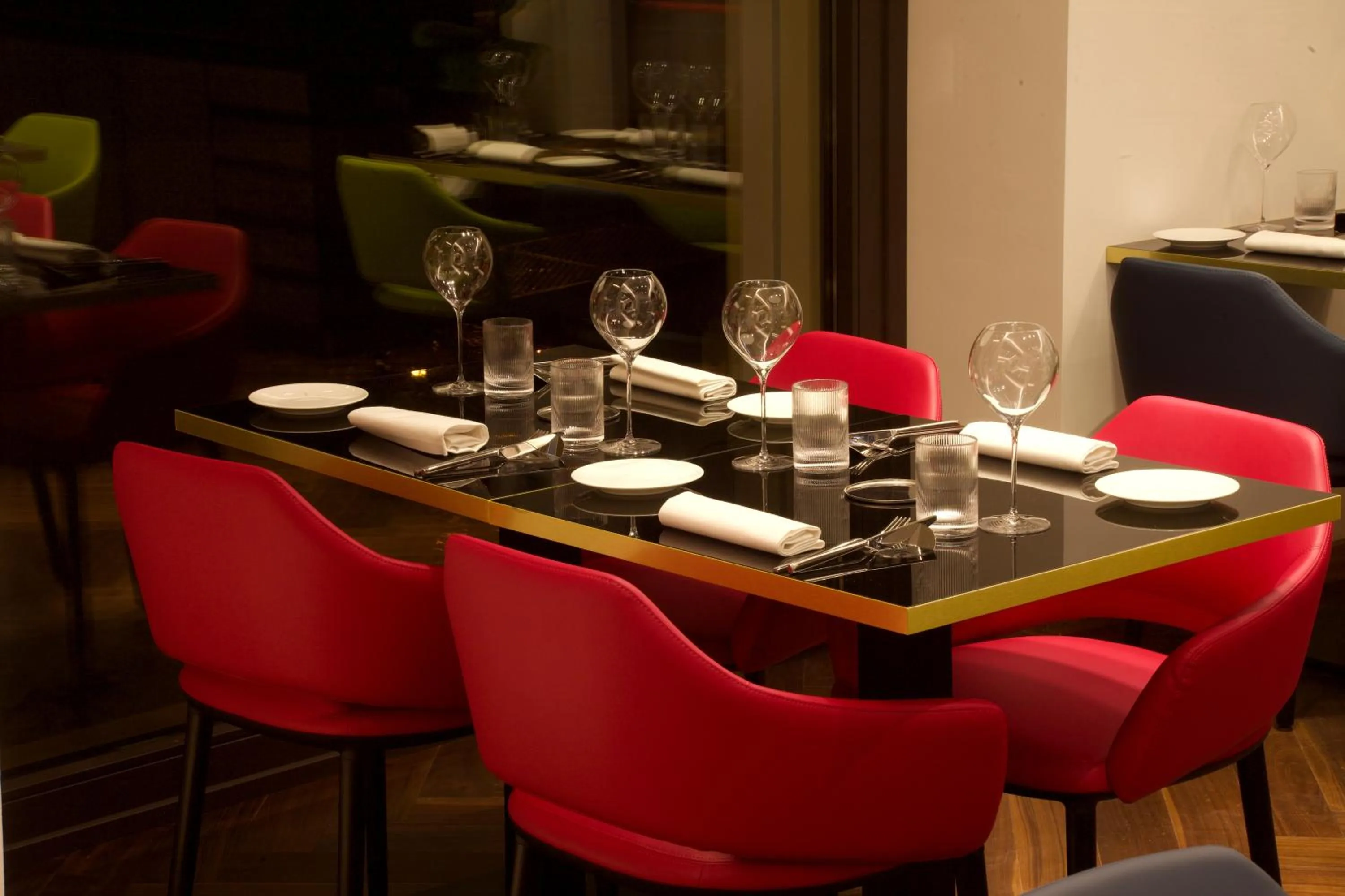 Restaurant/places to eat in Palazzo Cartari