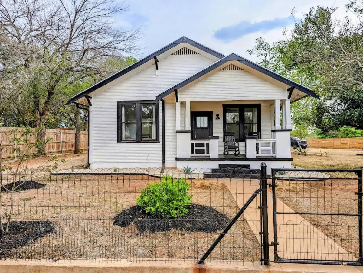 Property building in Brand New Private Pool and Hot-Tub Near Main!